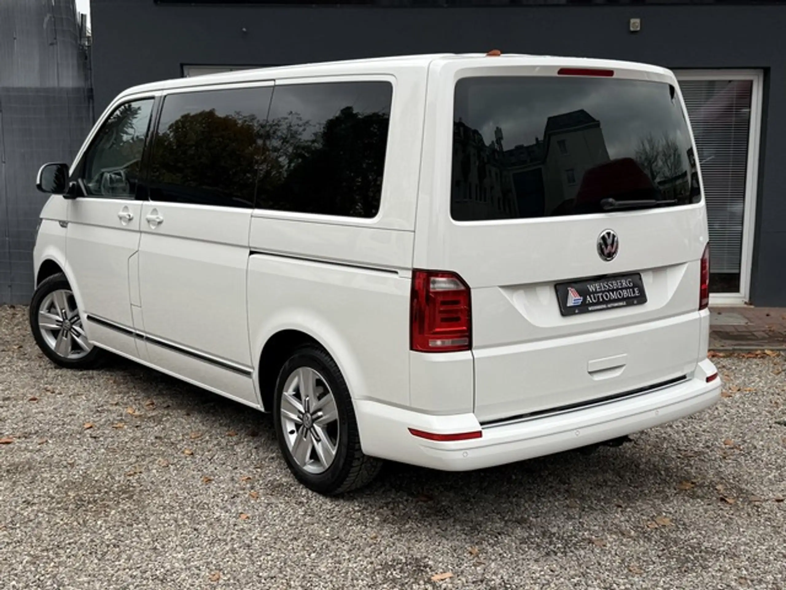 Volkswagen - T6 Multivan