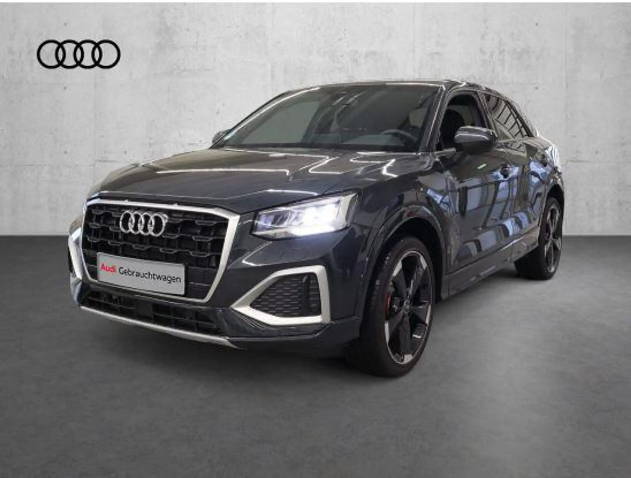 Audi - Q2