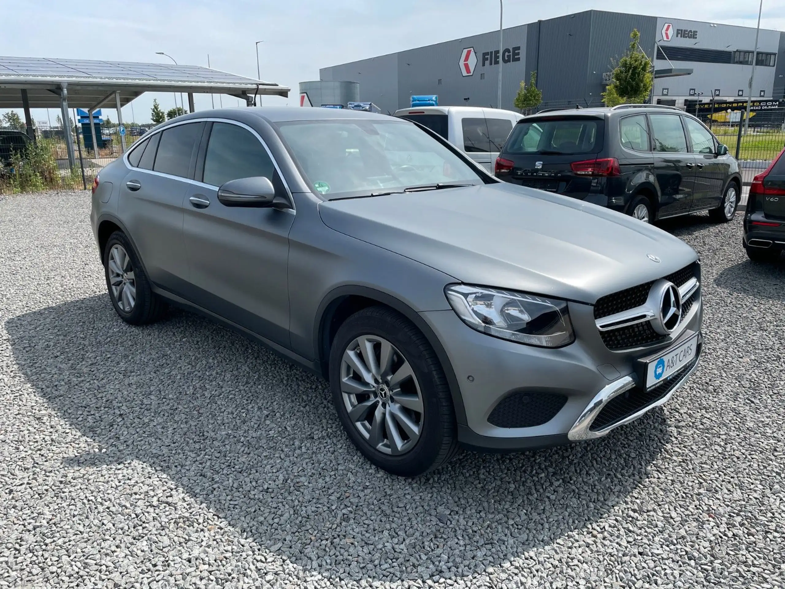 Mercedes-Benz - GLC 250