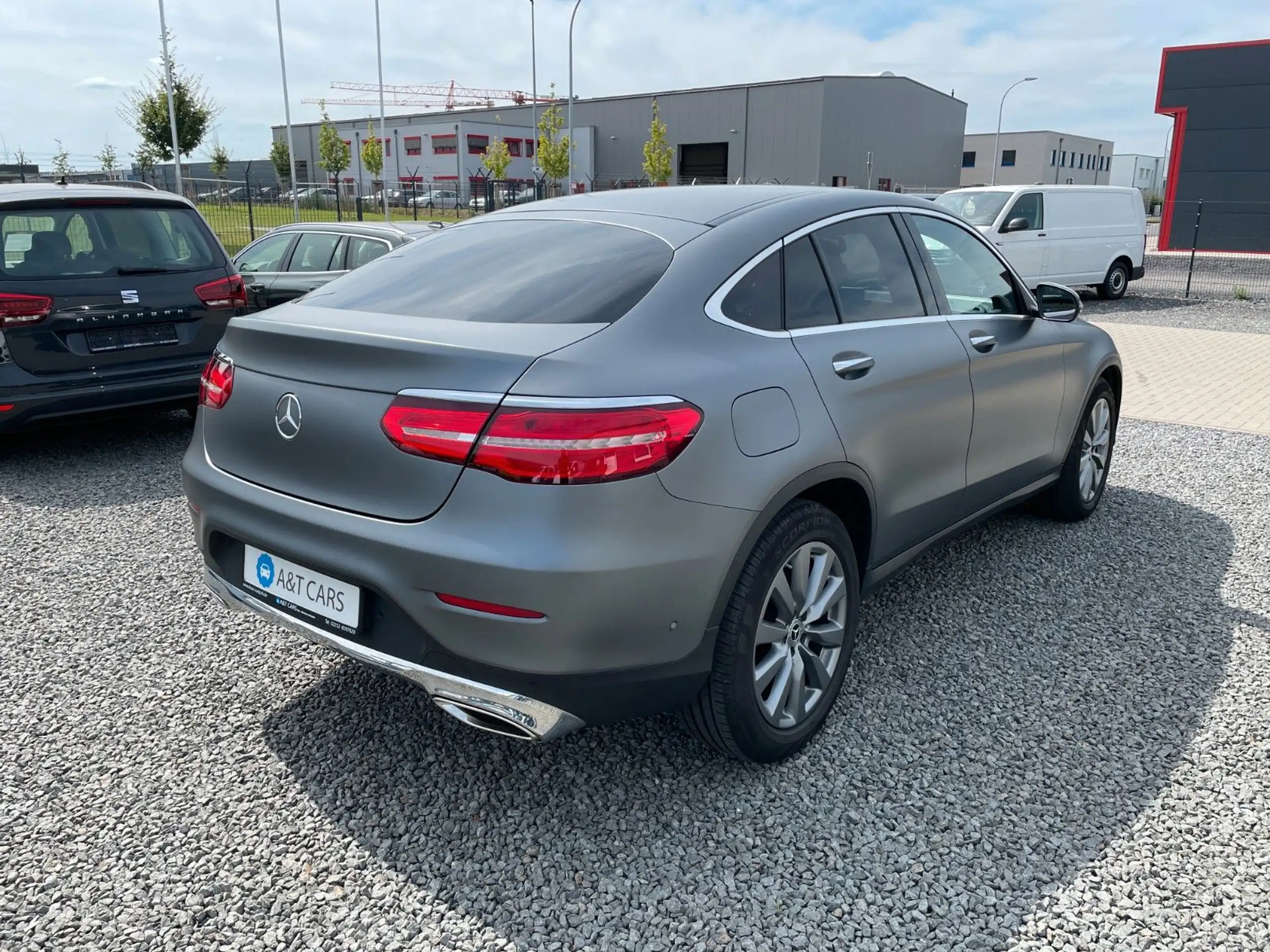 Mercedes-Benz - GLC 250