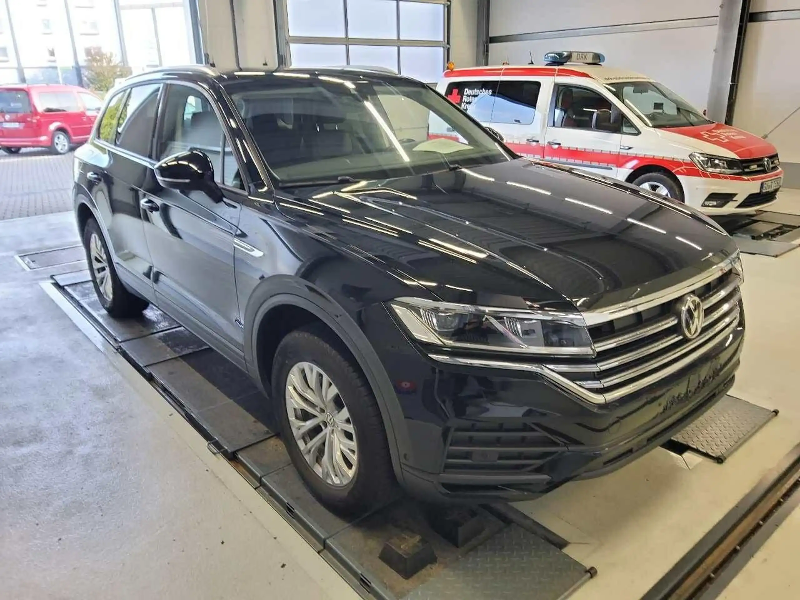 Volkswagen - Touareg