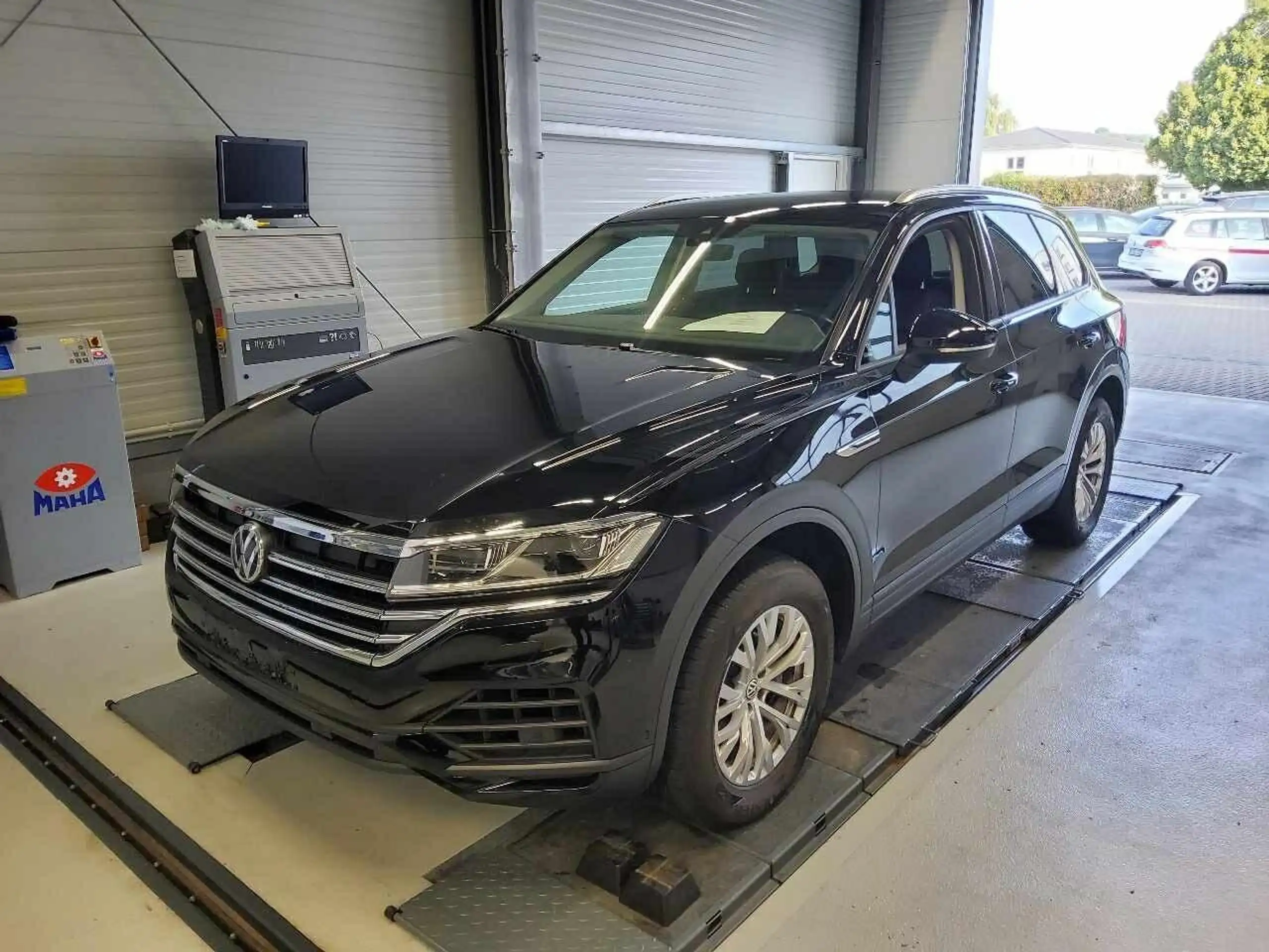 Volkswagen - Touareg