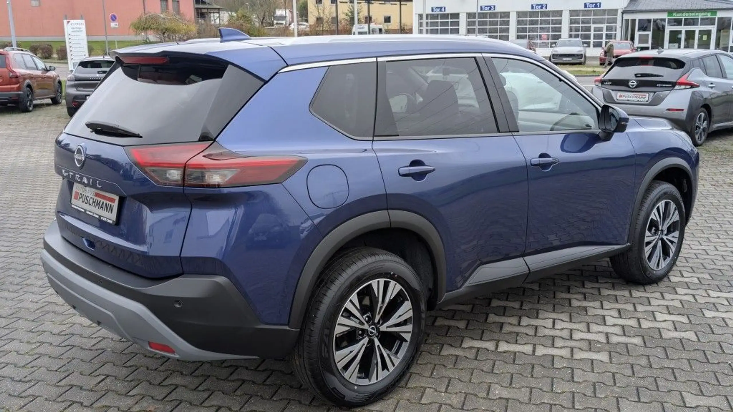 Nissan - X-Trail