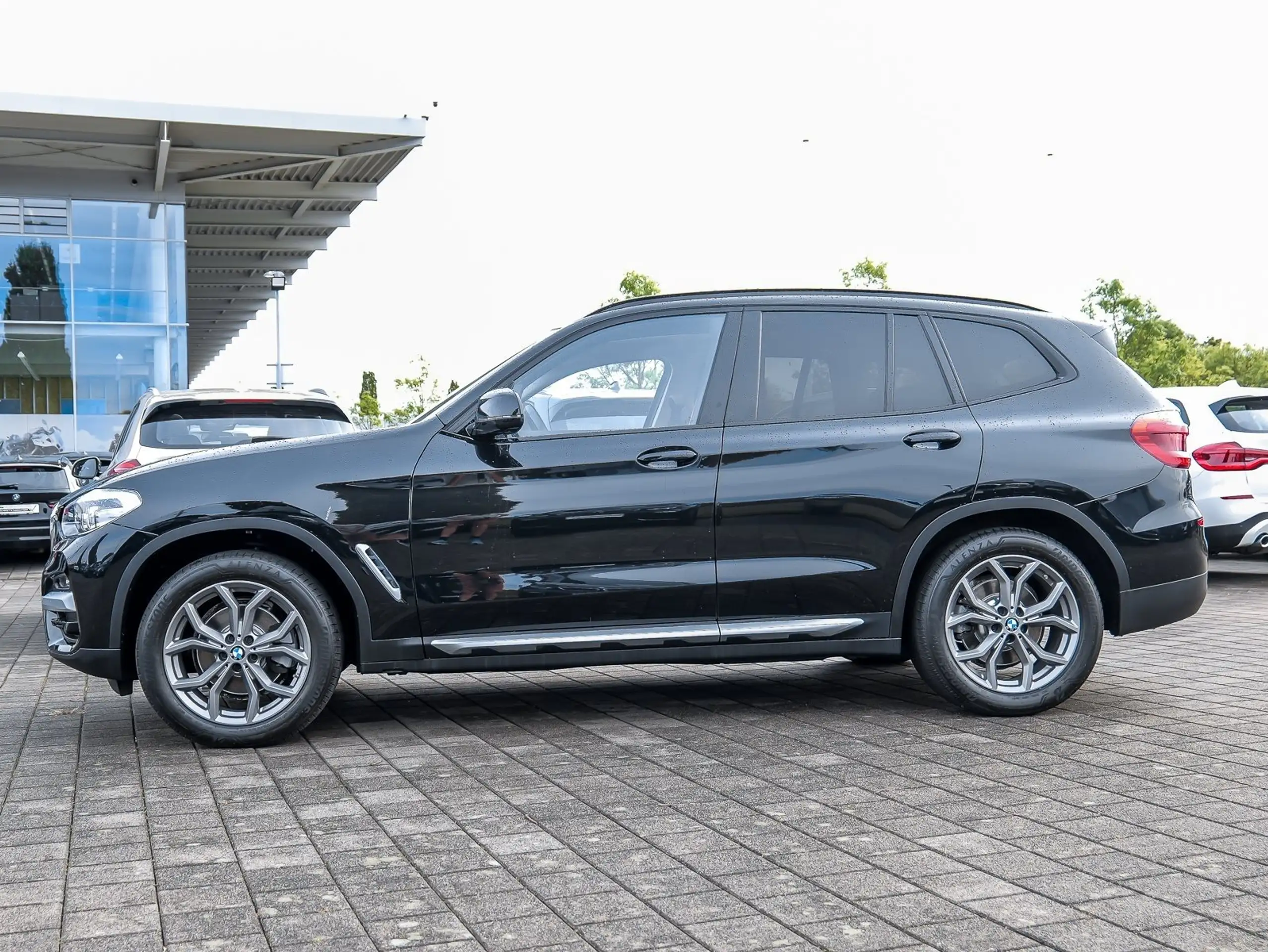 BMW - X3