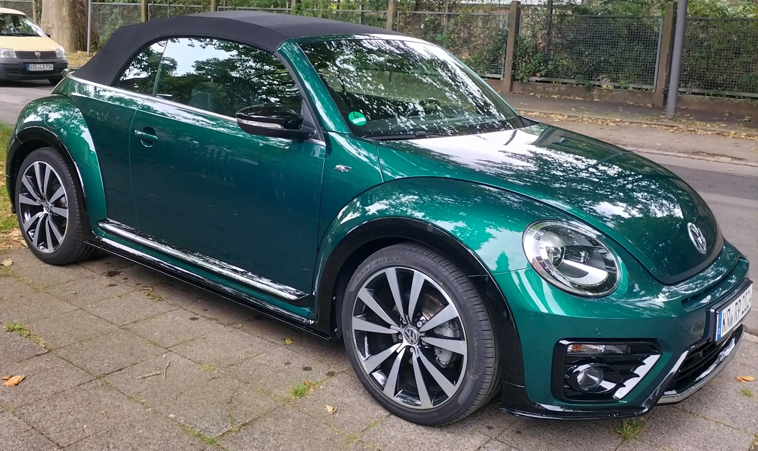 Volkswagen - Beetle