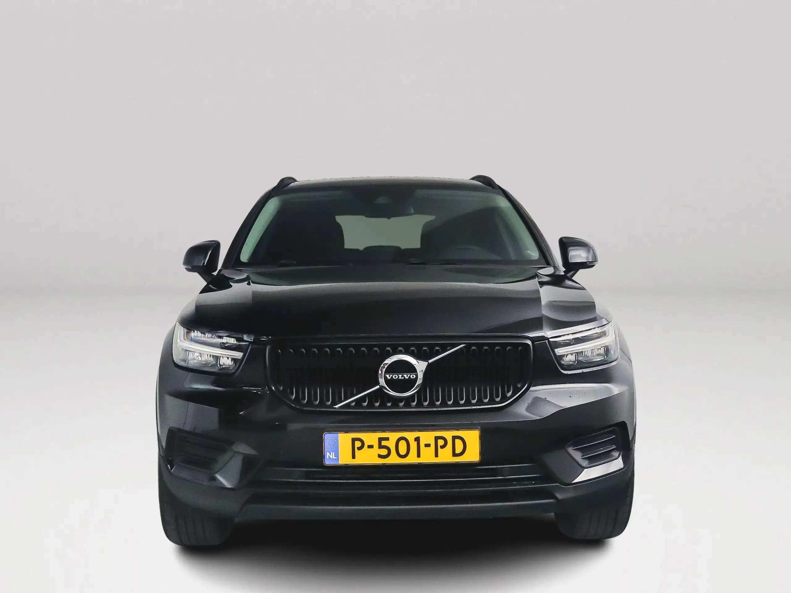 Volvo - XC40