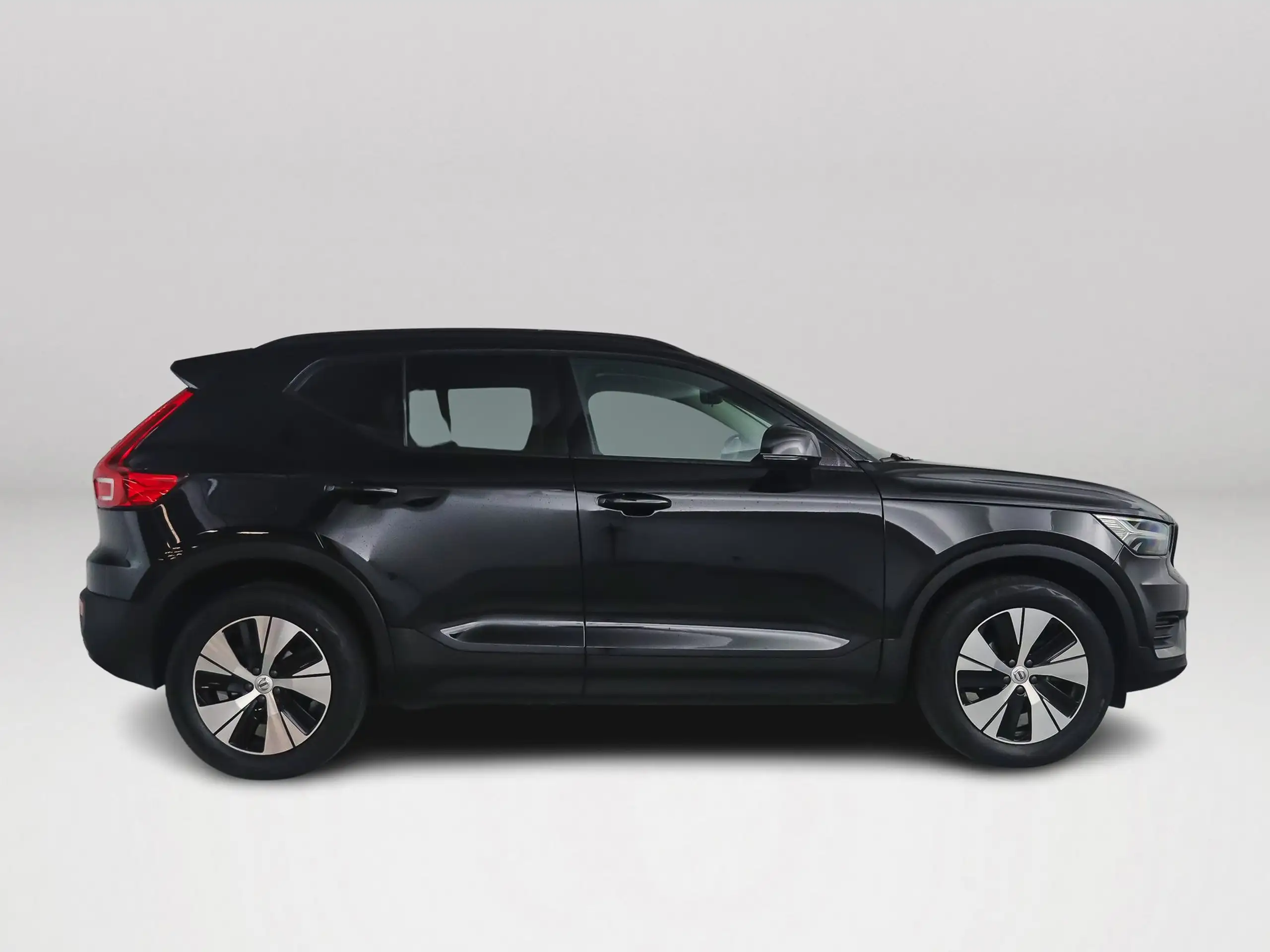 Volvo - XC40