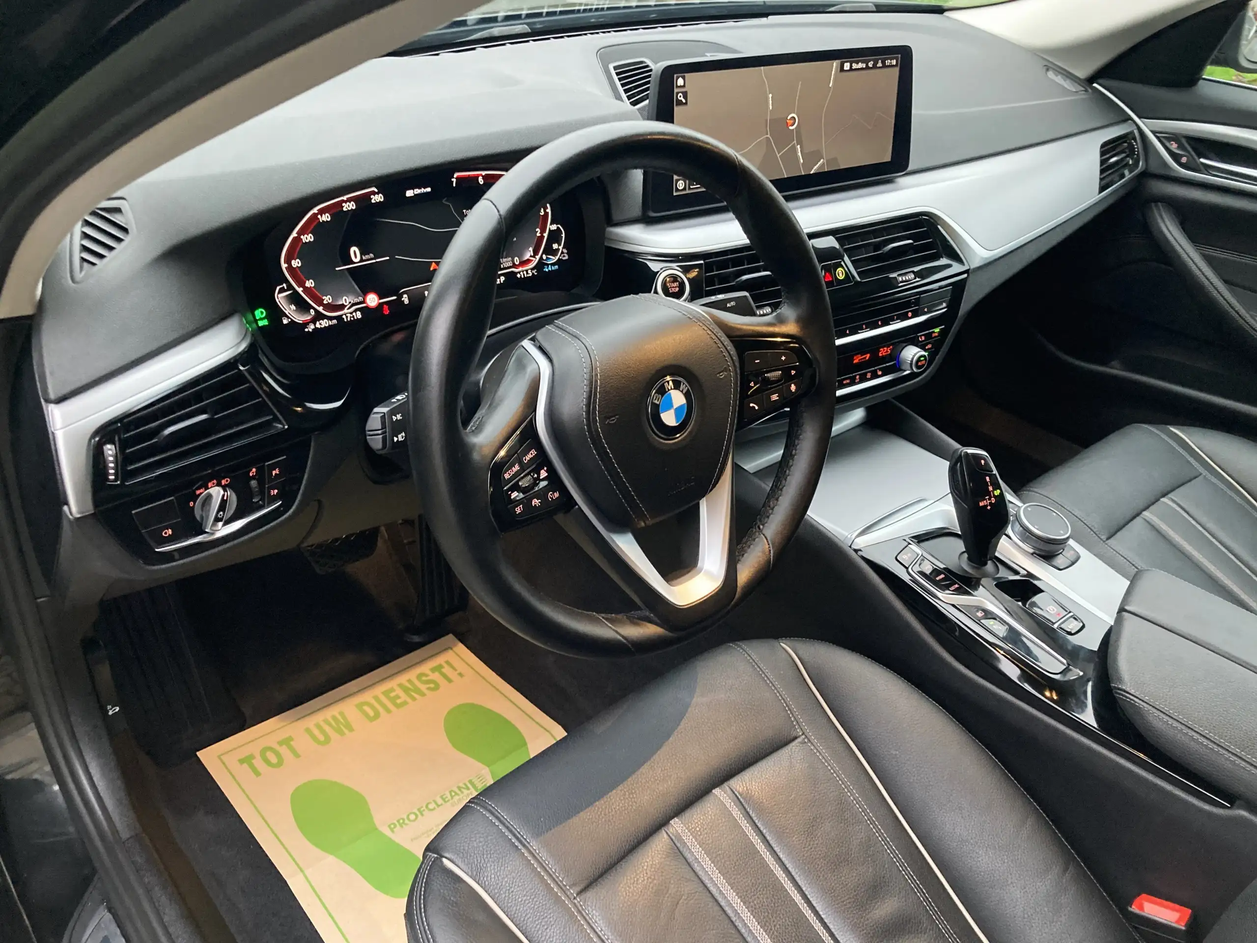 BMW - 530