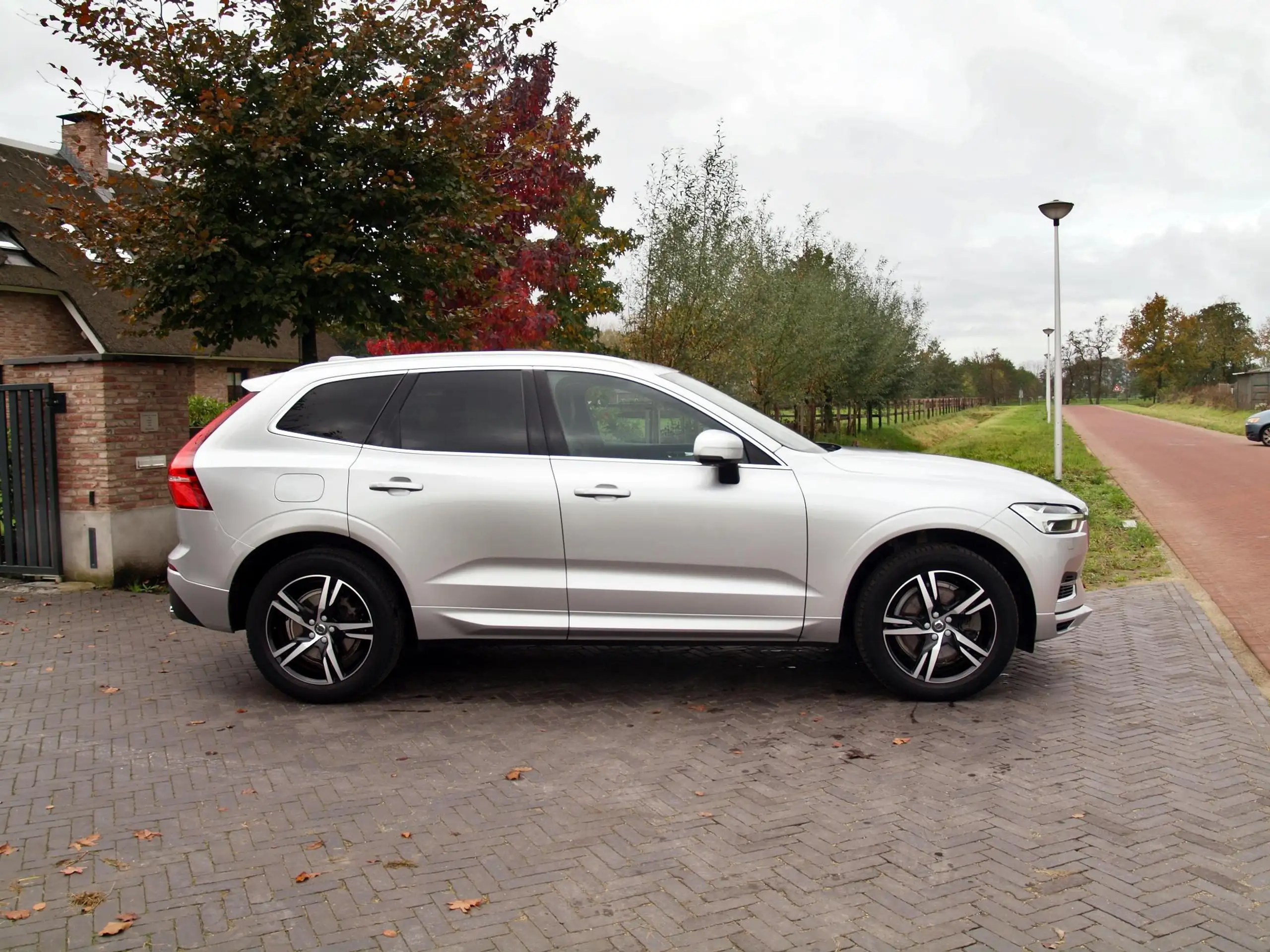 Volvo - XC60