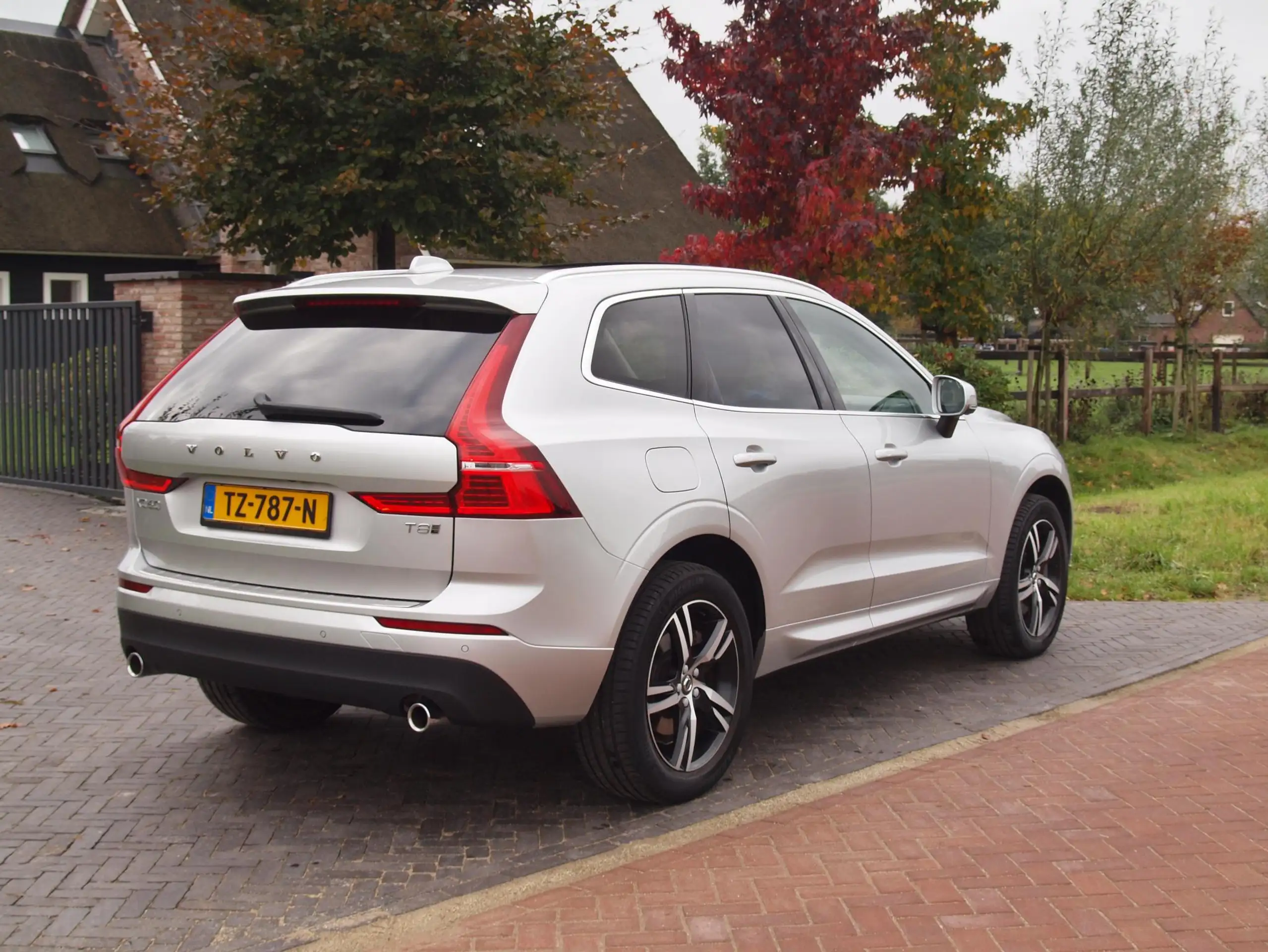 Volvo - XC60