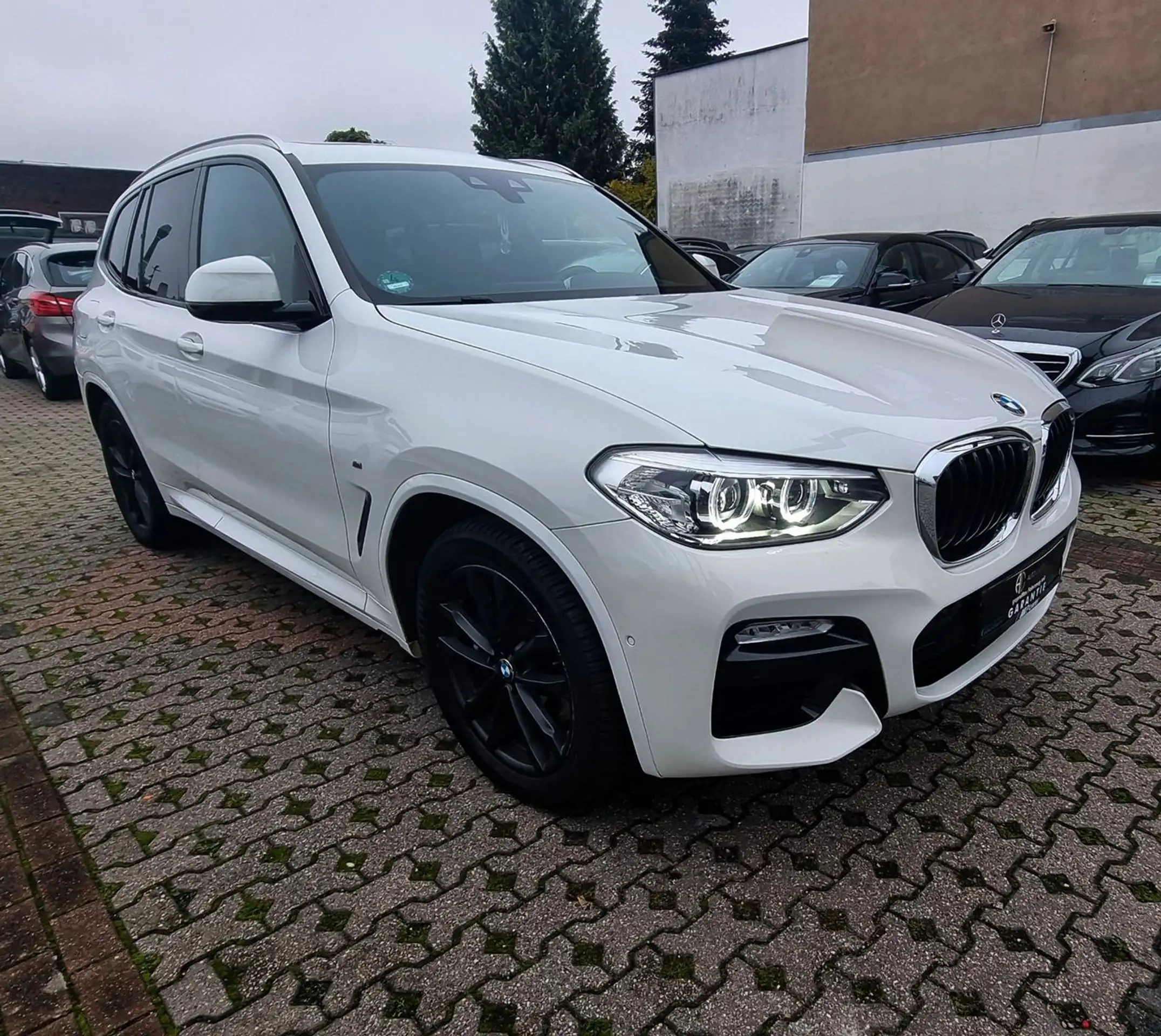 BMW - X3