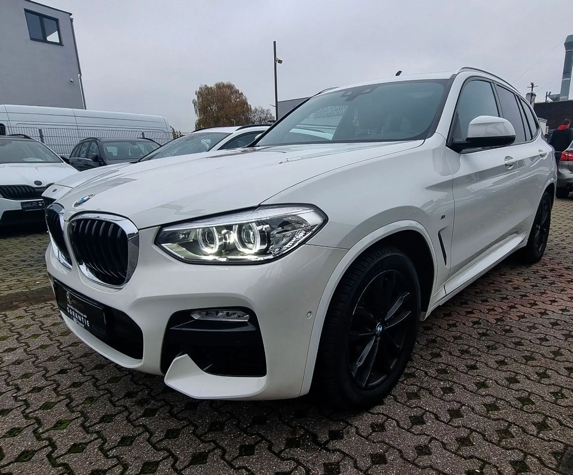 BMW - X3