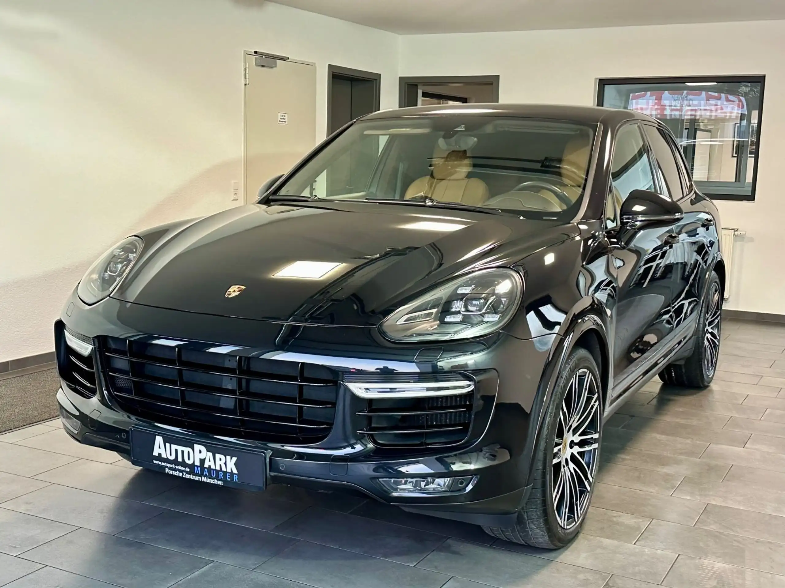 Porsche - Cayenne