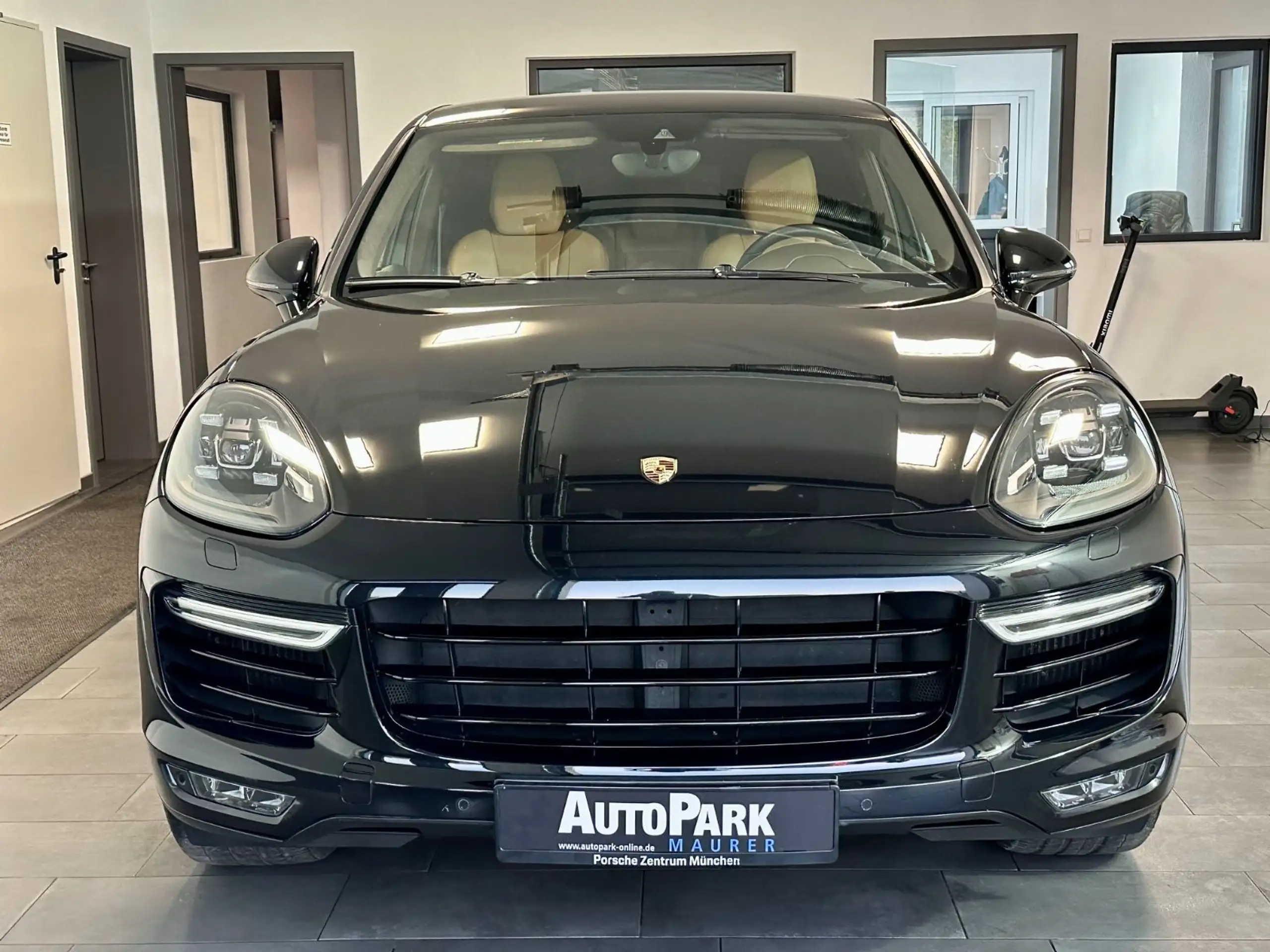 Porsche - Cayenne