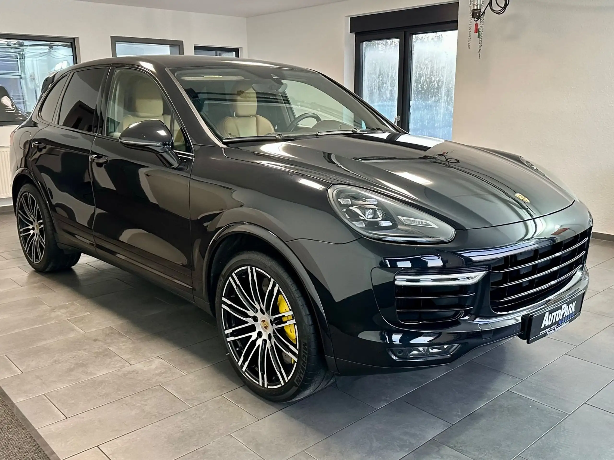 Porsche - Cayenne