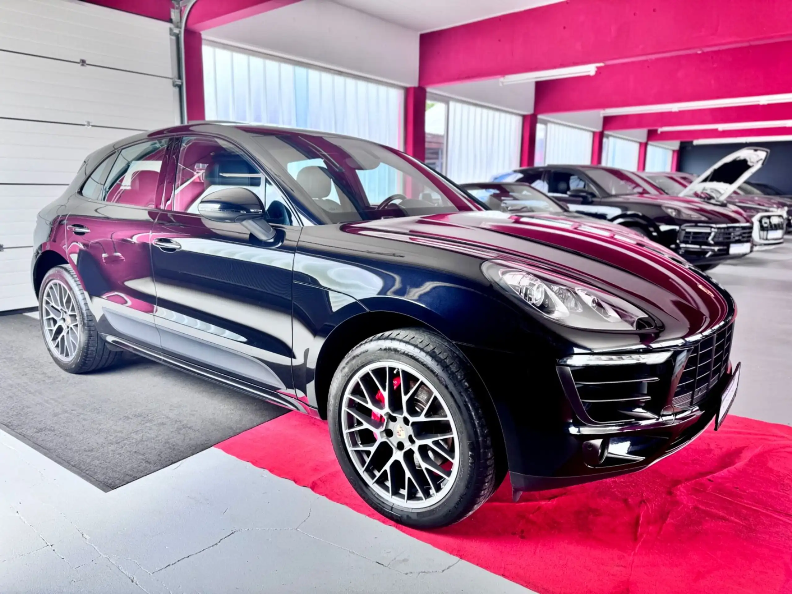 Porsche - Macan