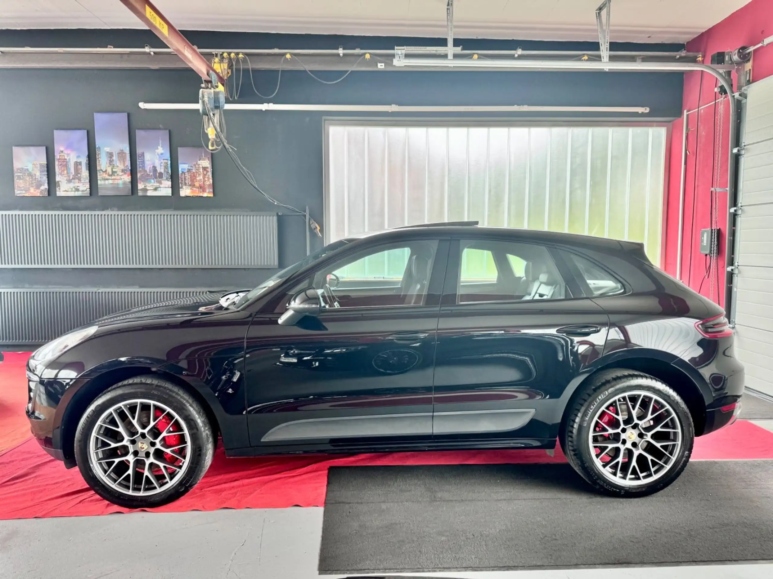 Porsche - Macan