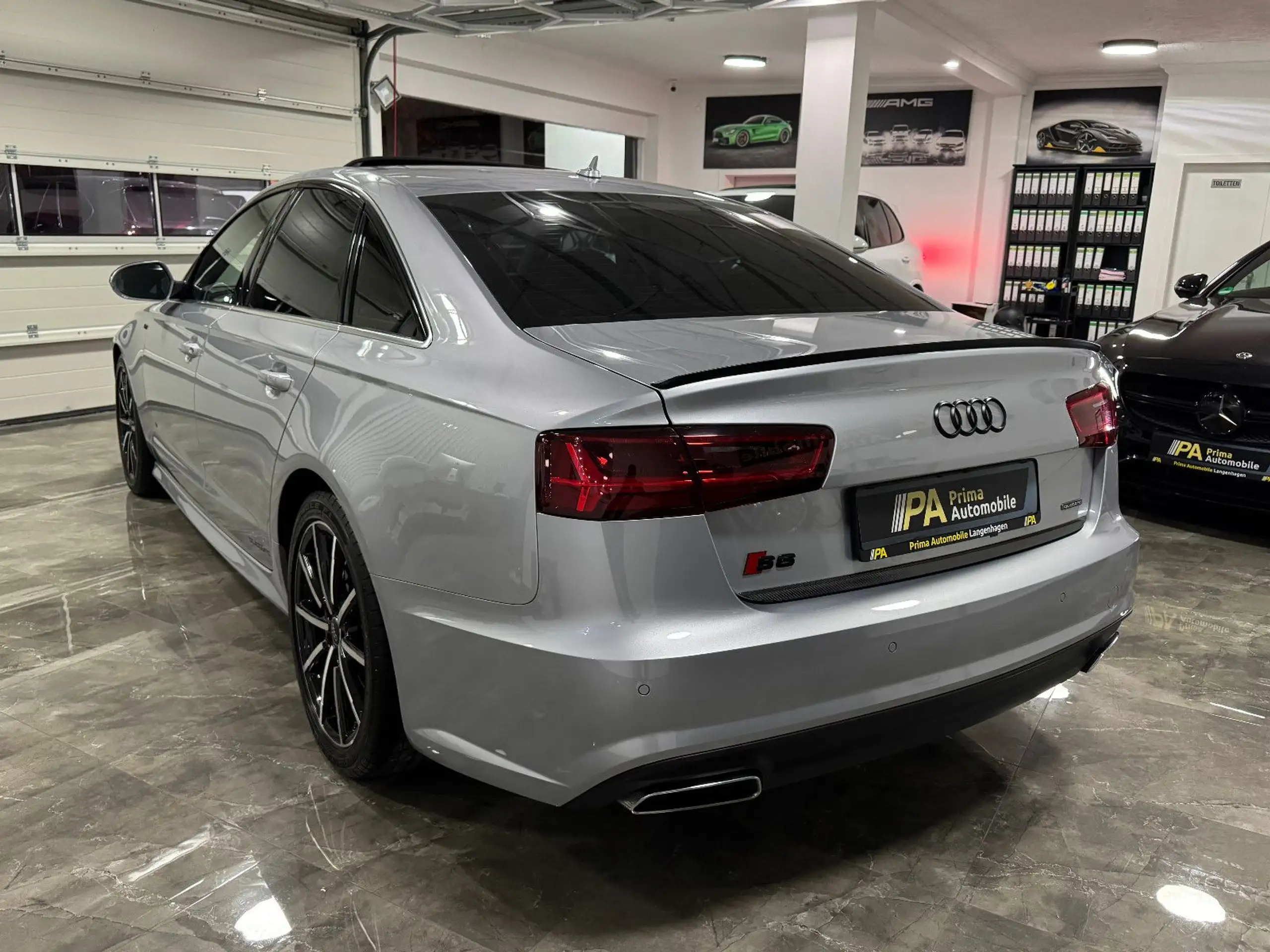 Audi - A6