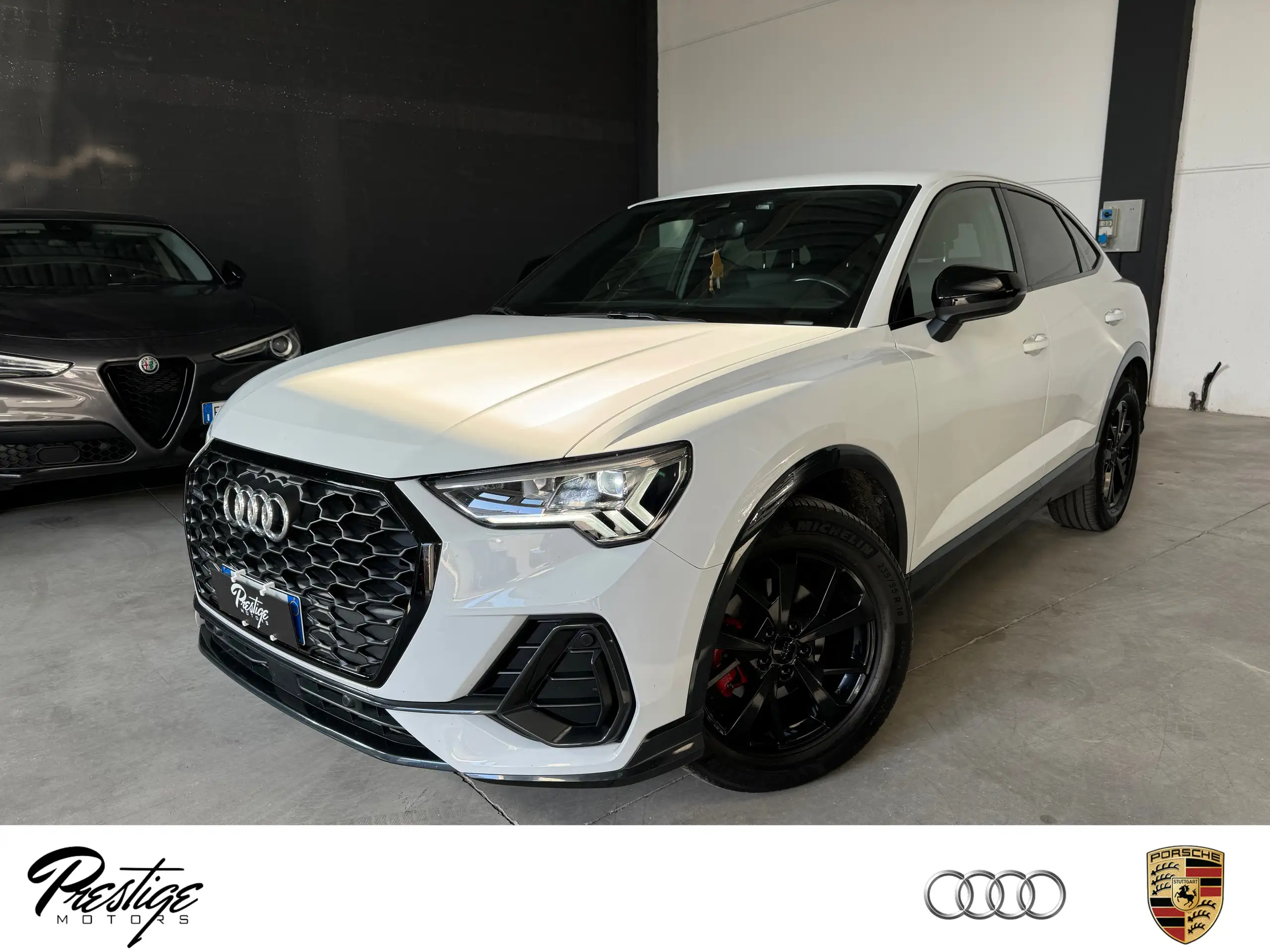 Audi - Q3