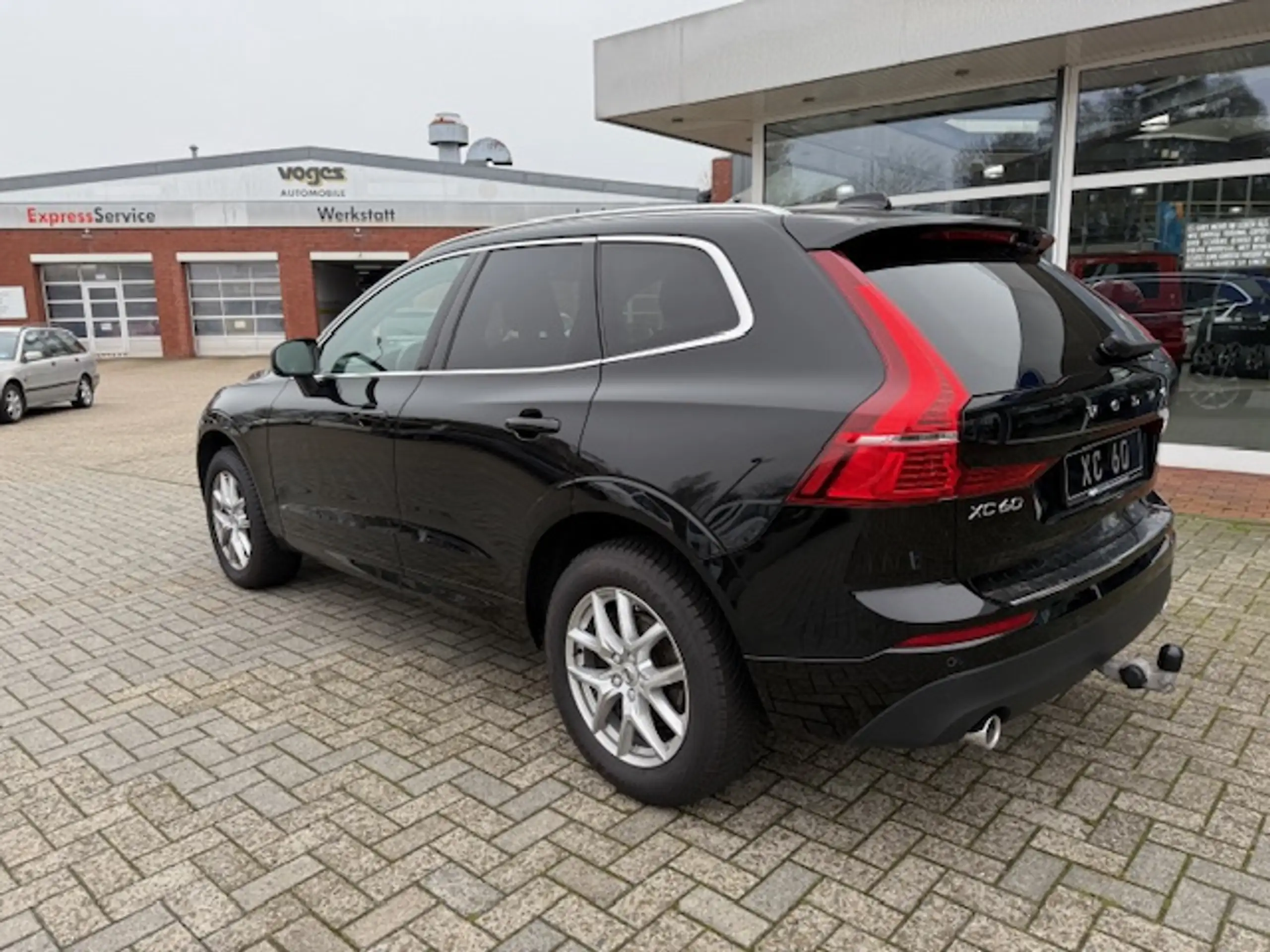 Volvo - XC60