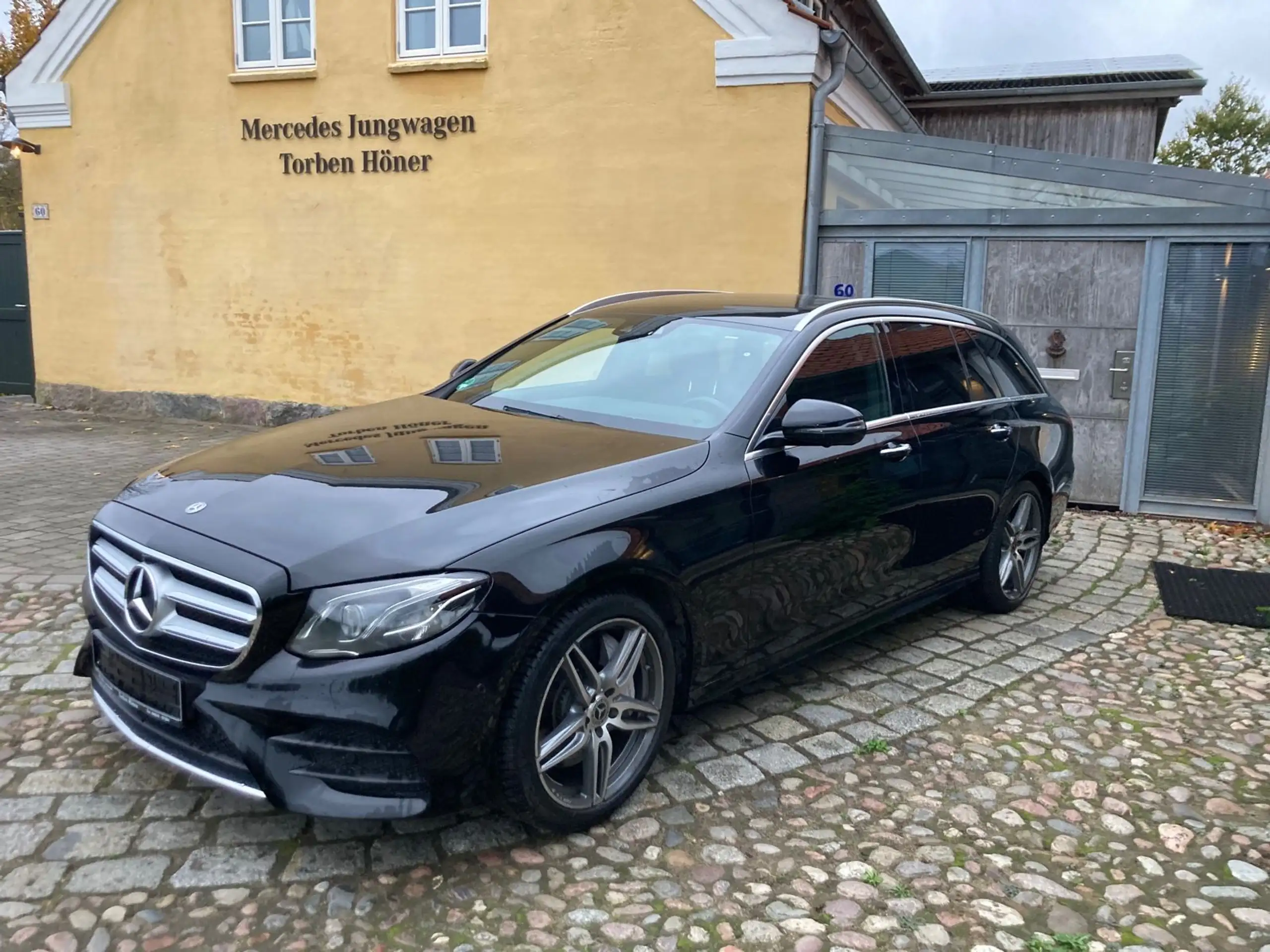 Mercedes-Benz - E 400