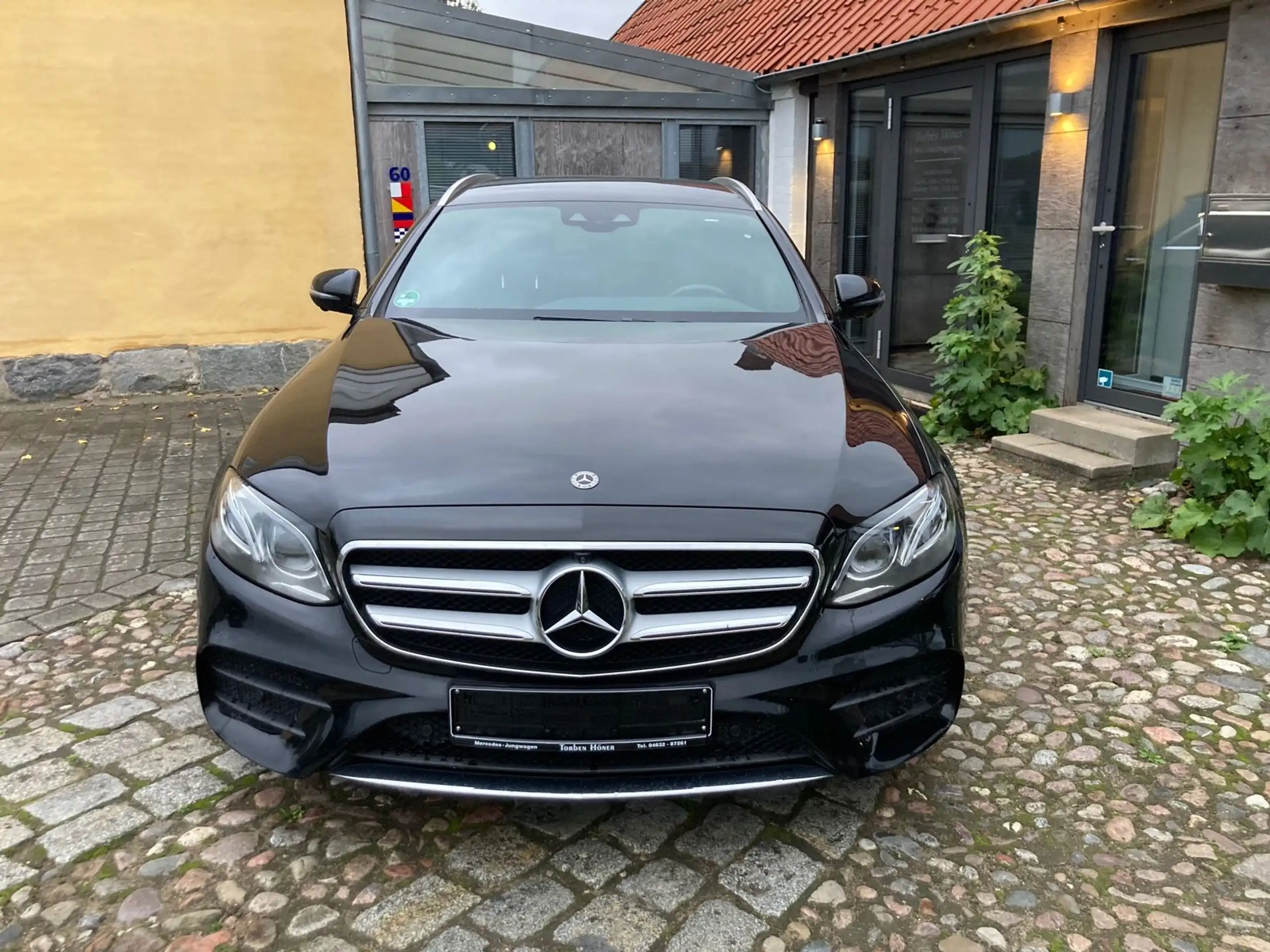 Mercedes-Benz - E 400