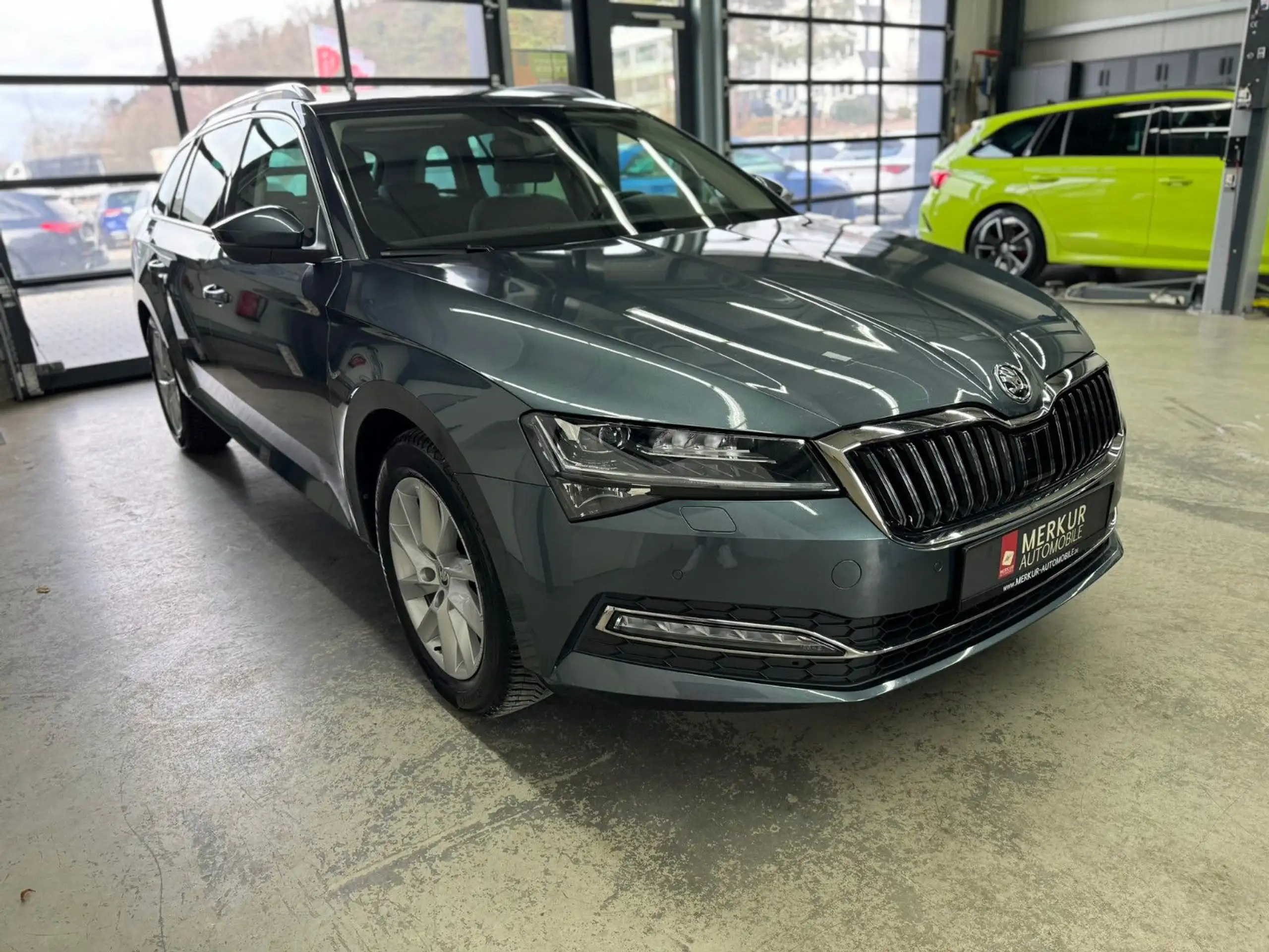 Skoda - Superb