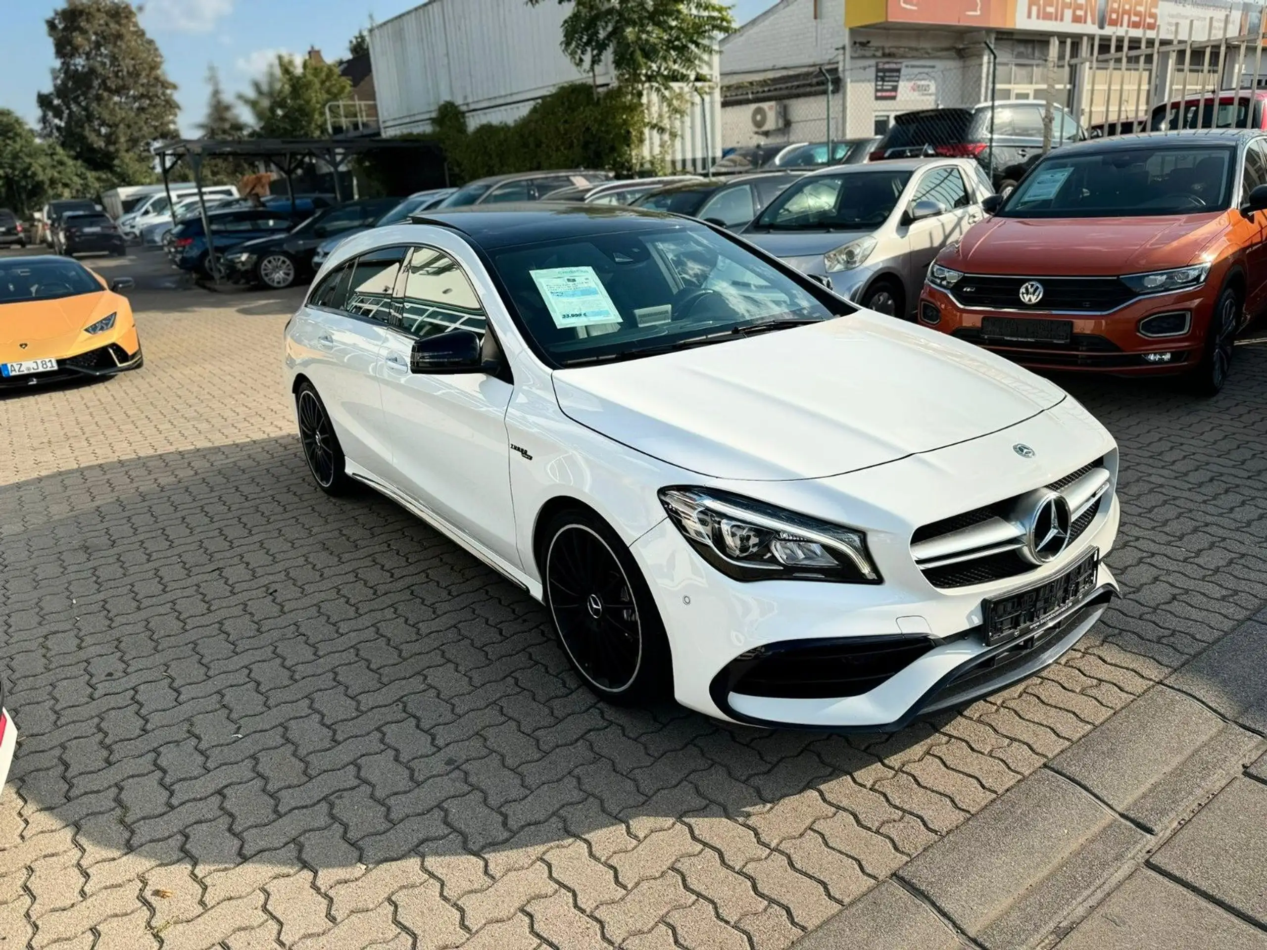 Mercedes-Benz - CLA 45 AMG