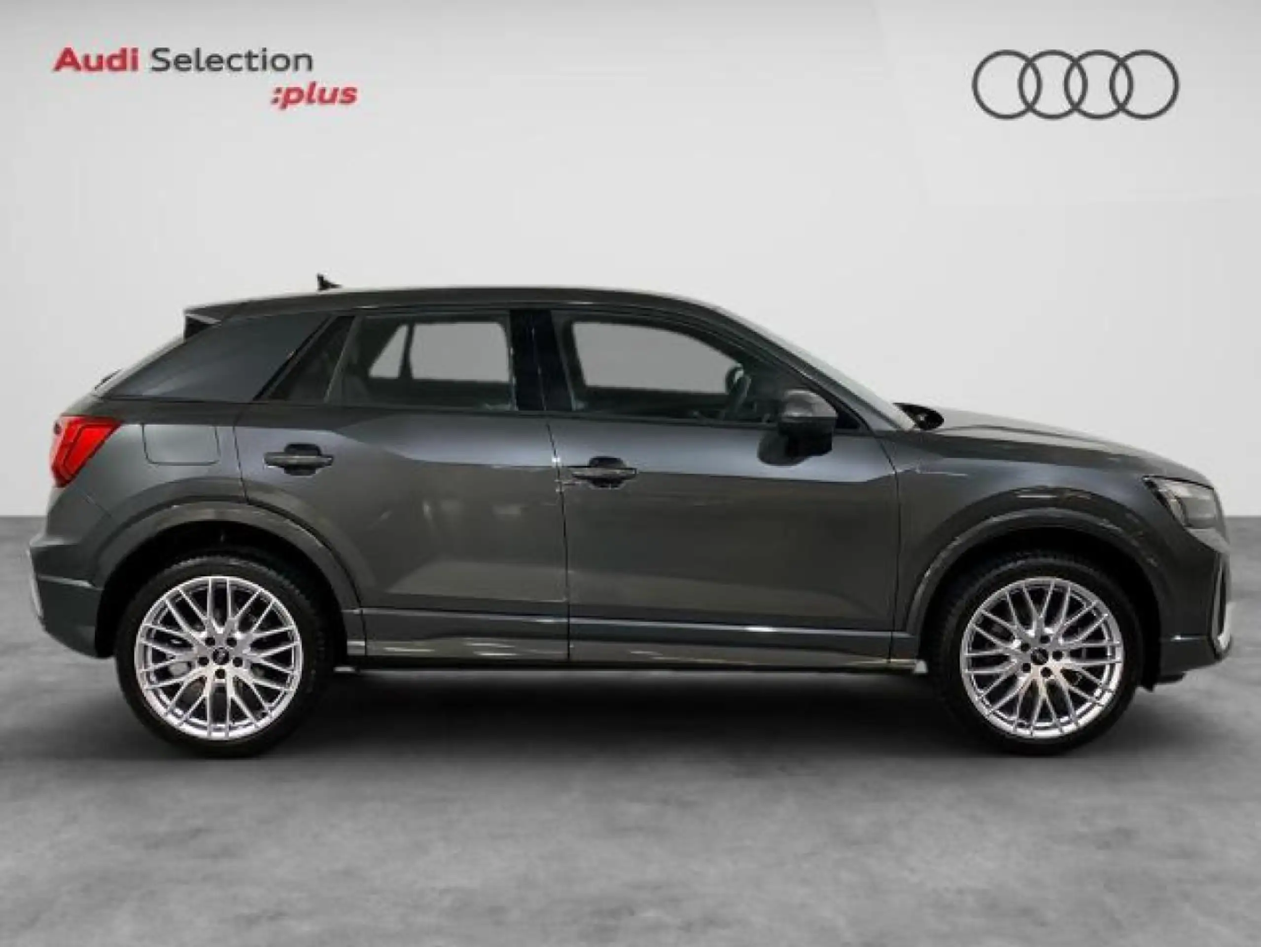 Audi - Q2