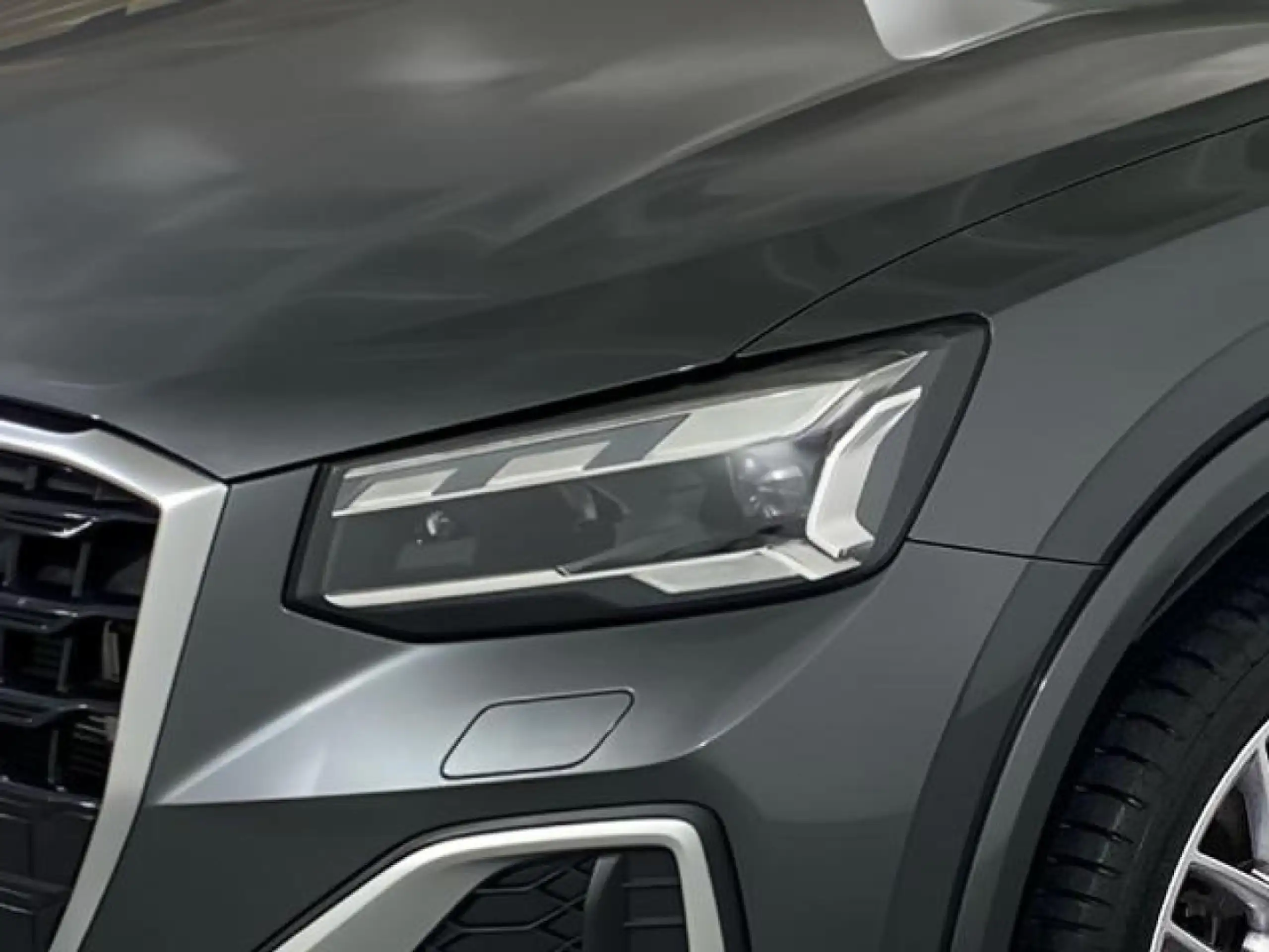 Audi - Q2