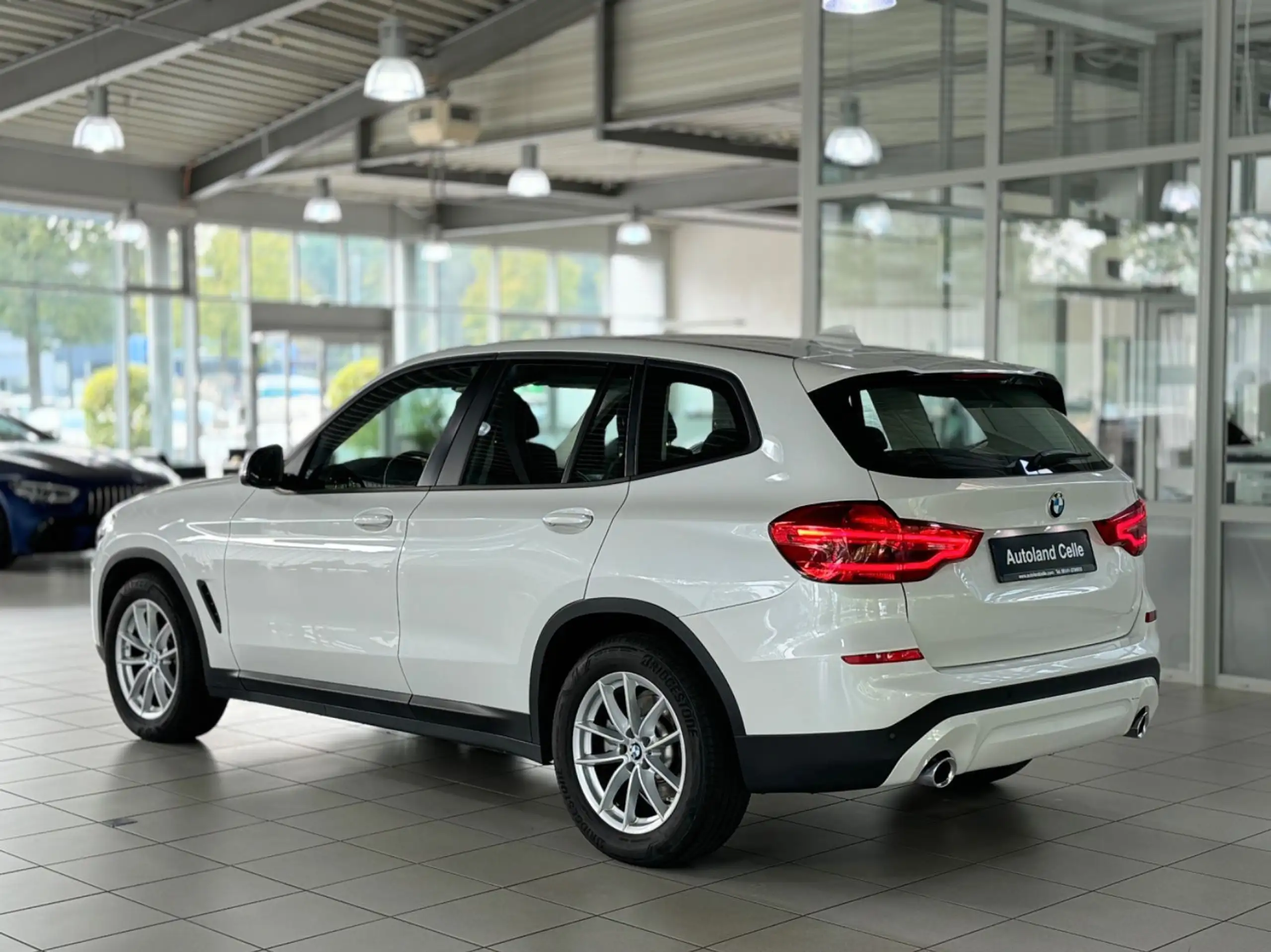 BMW - X3