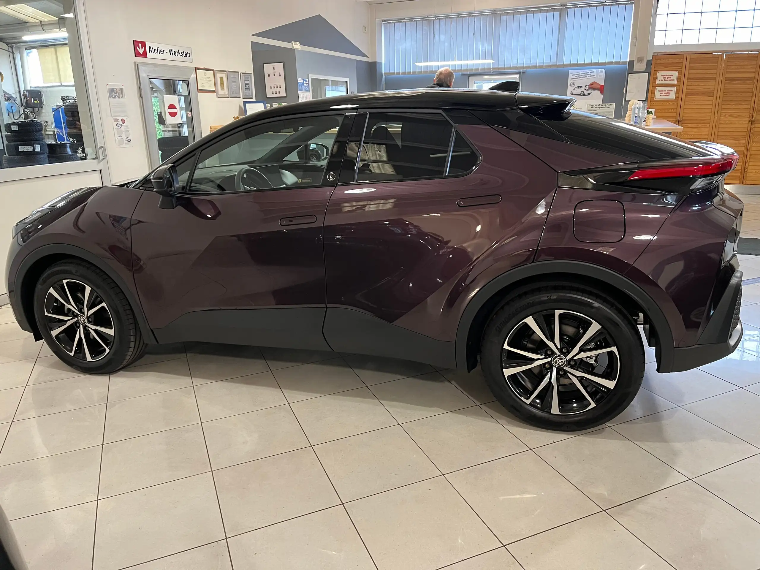 Toyota - C-HR