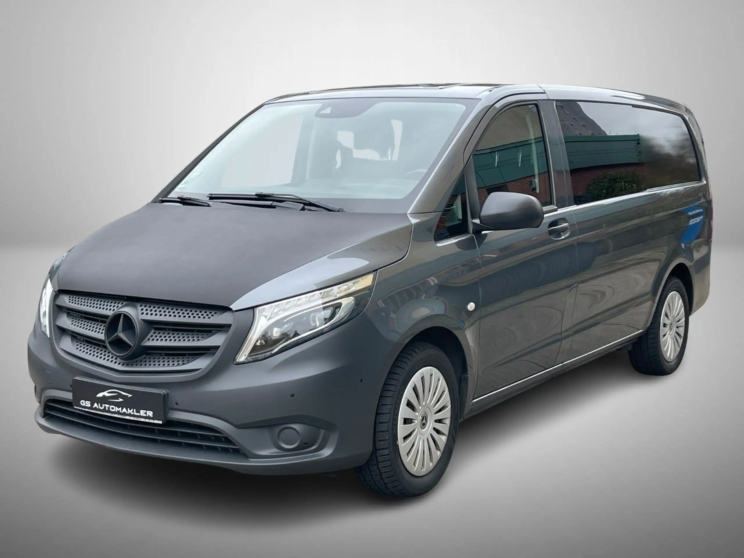 Mercedes-Benz - Vito