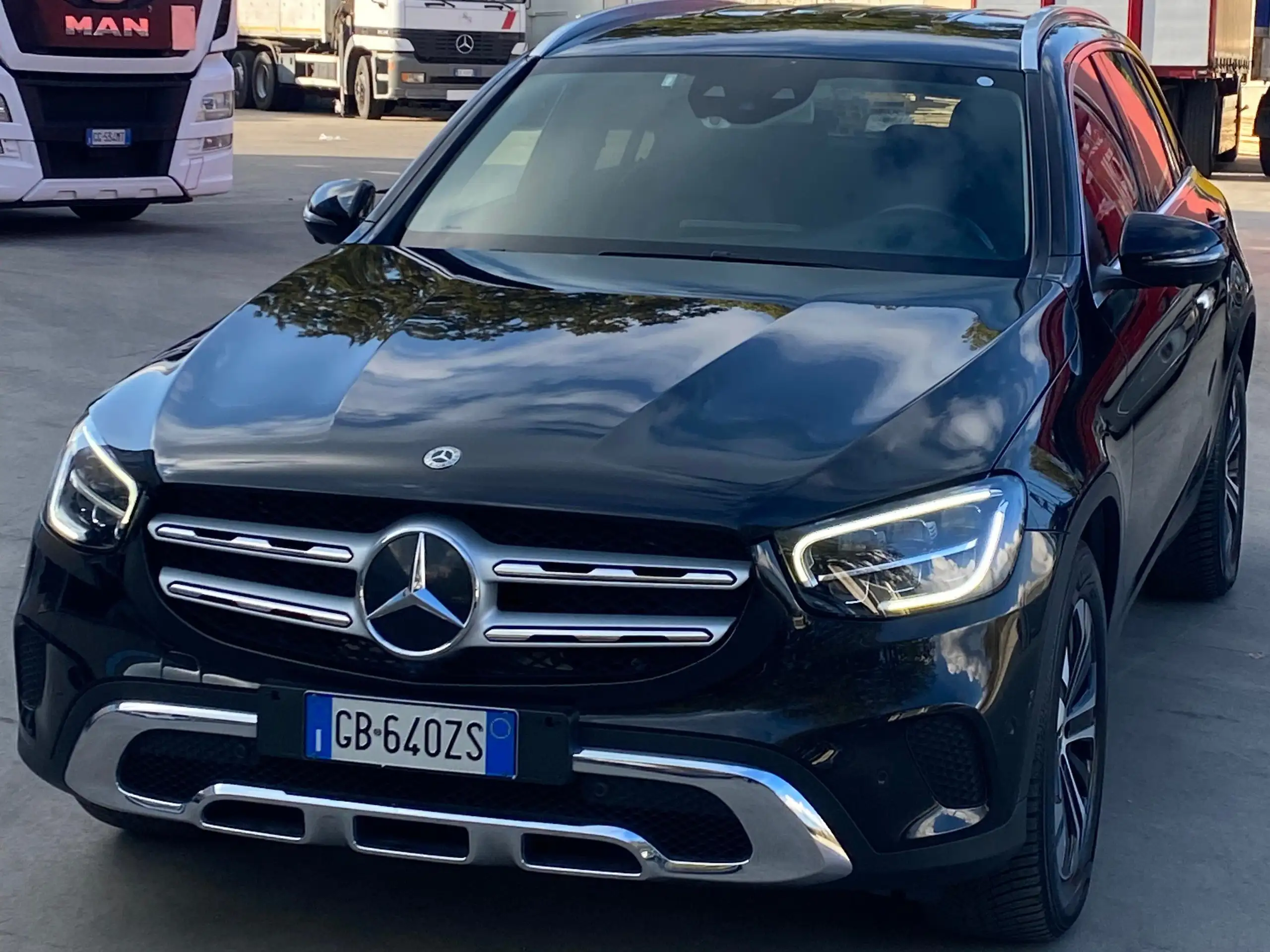 Mercedes-Benz - GLC 200