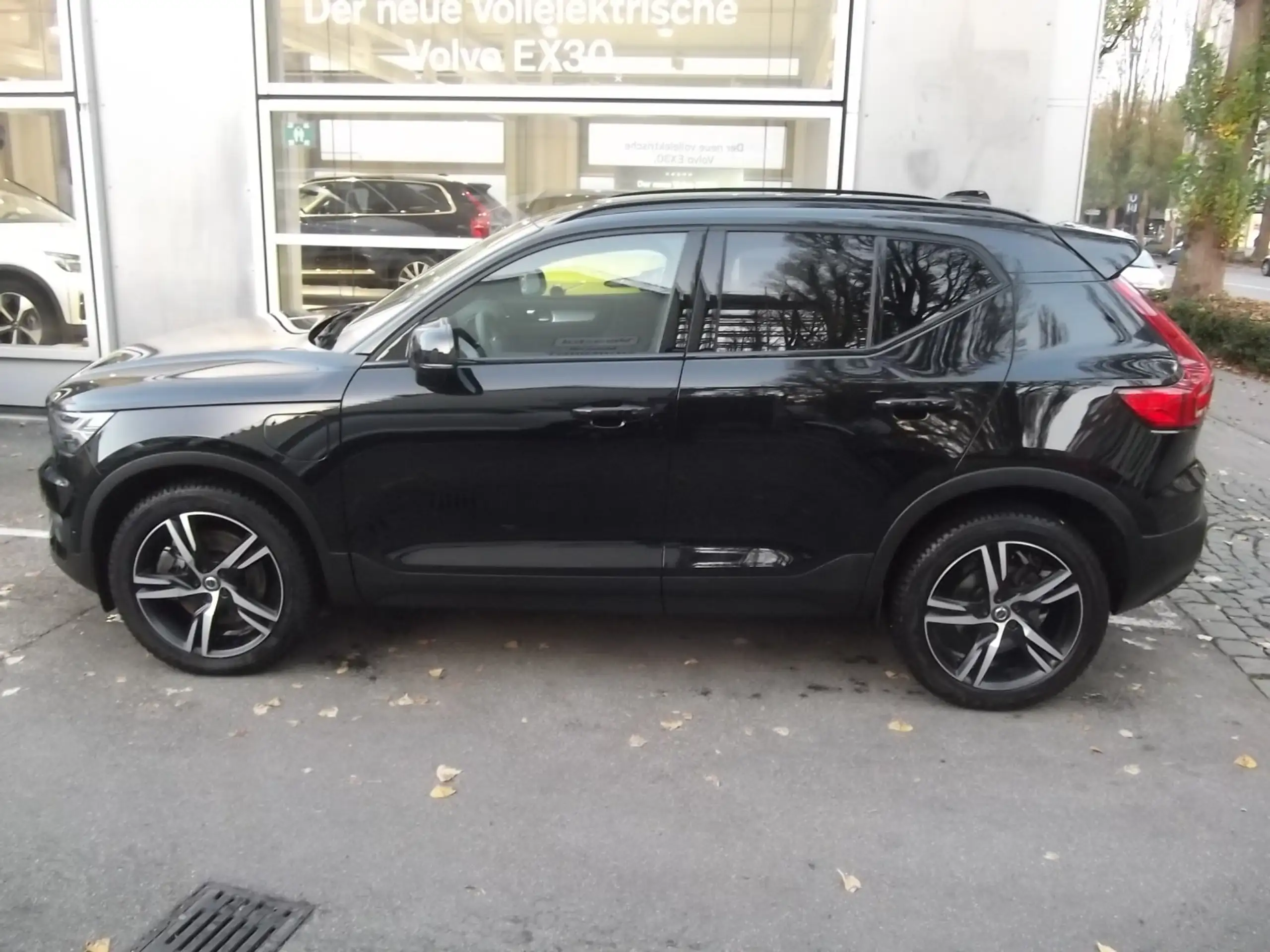 Volvo - XC40