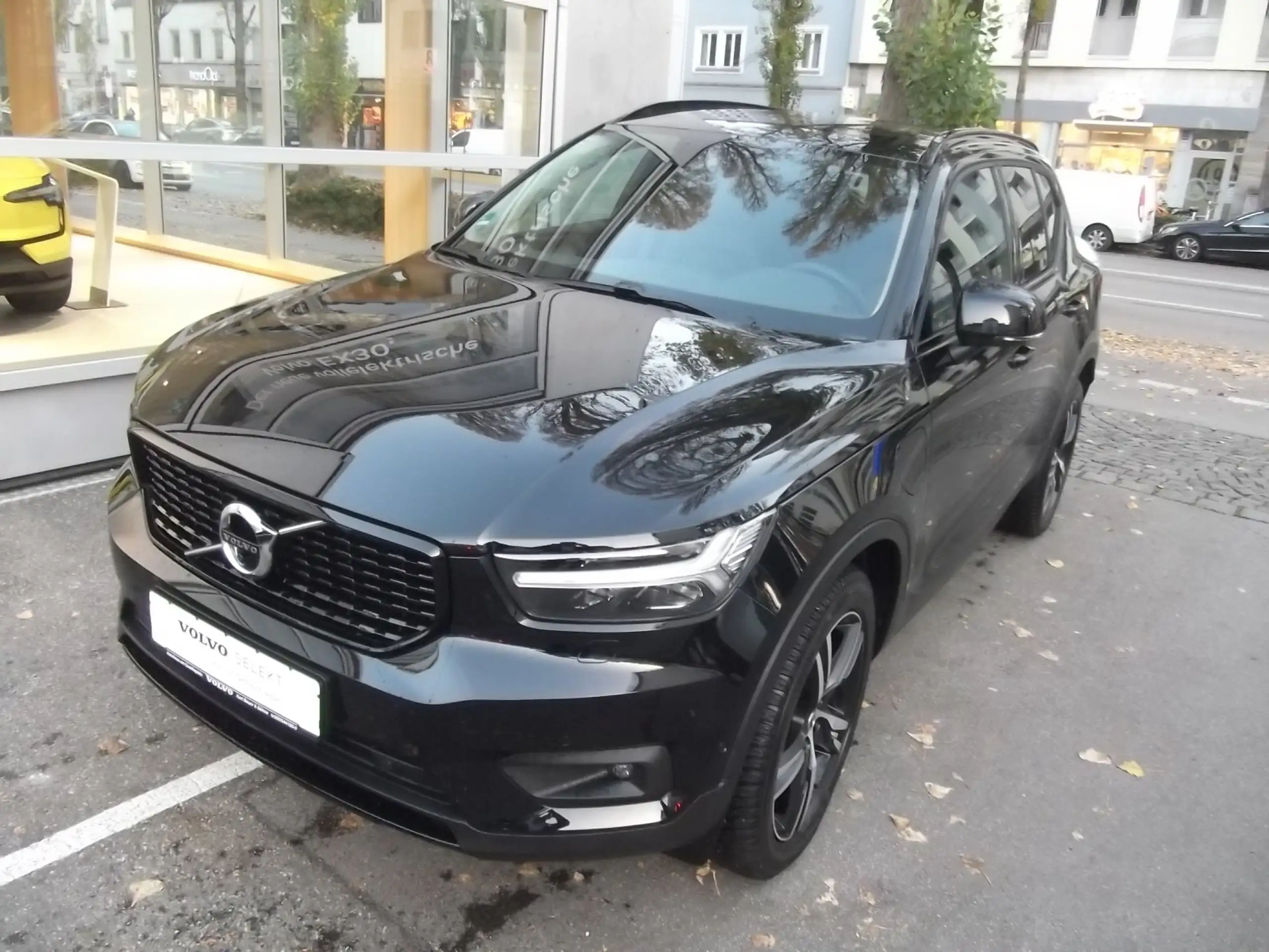 Volvo - XC40