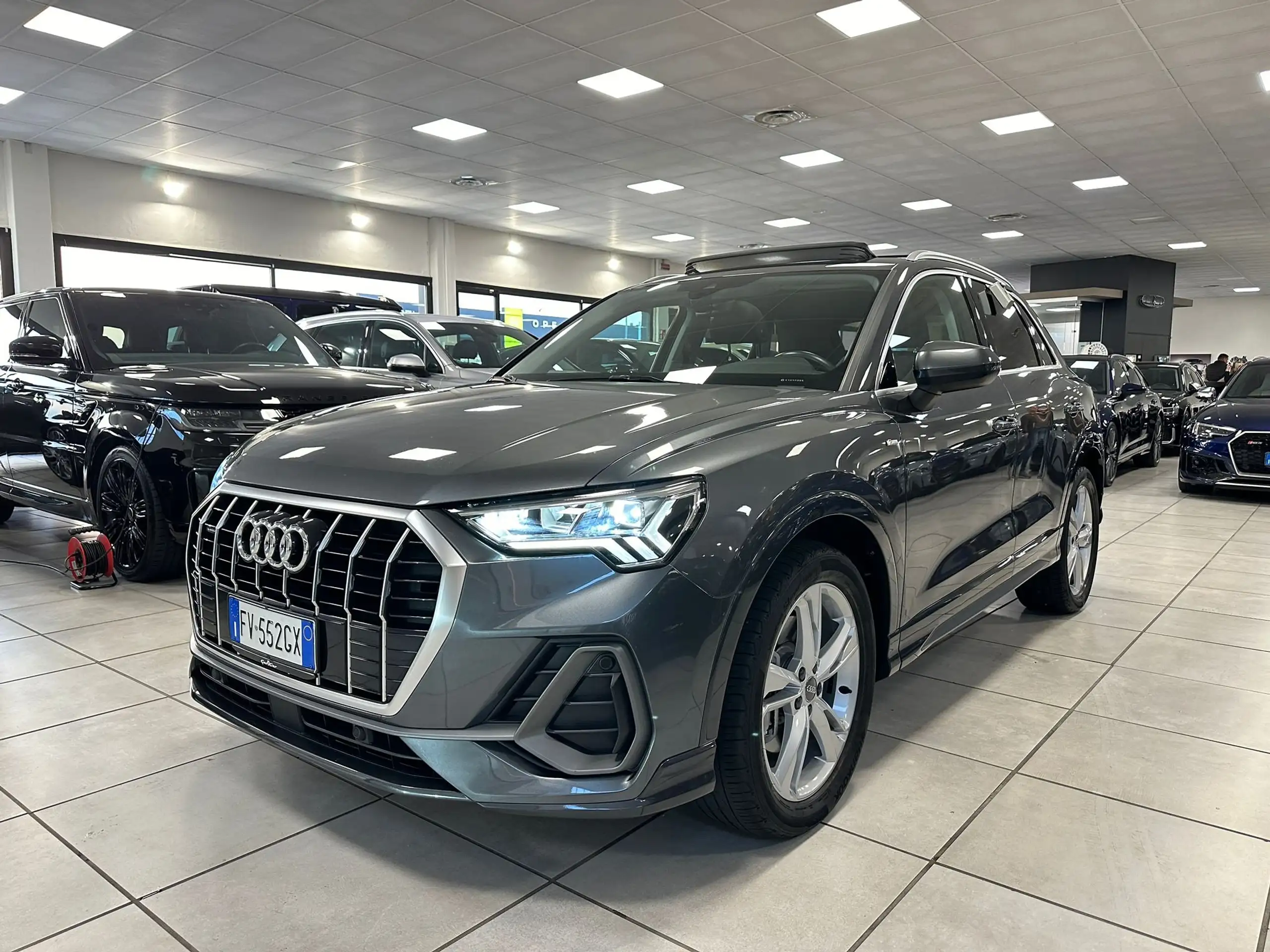 Audi - Q3