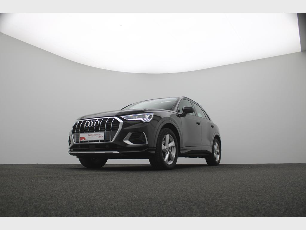 Audi - Q3