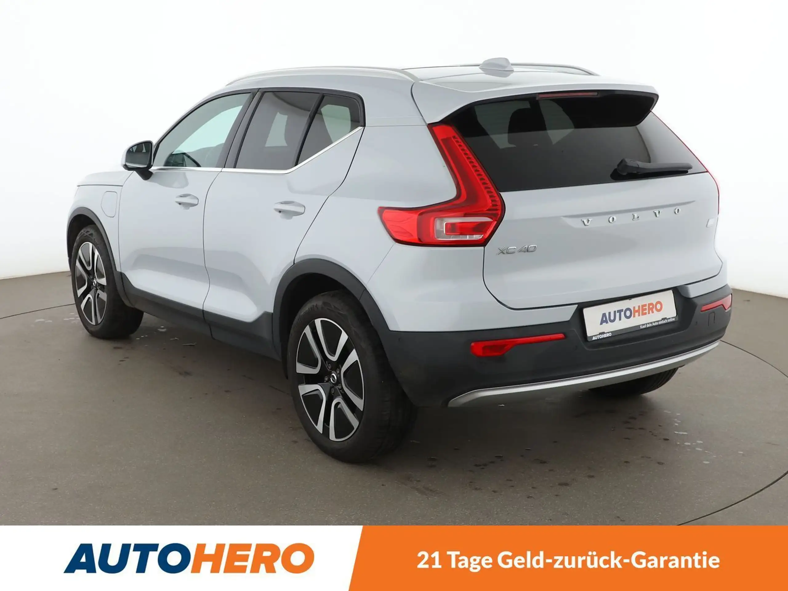 Volvo - XC40