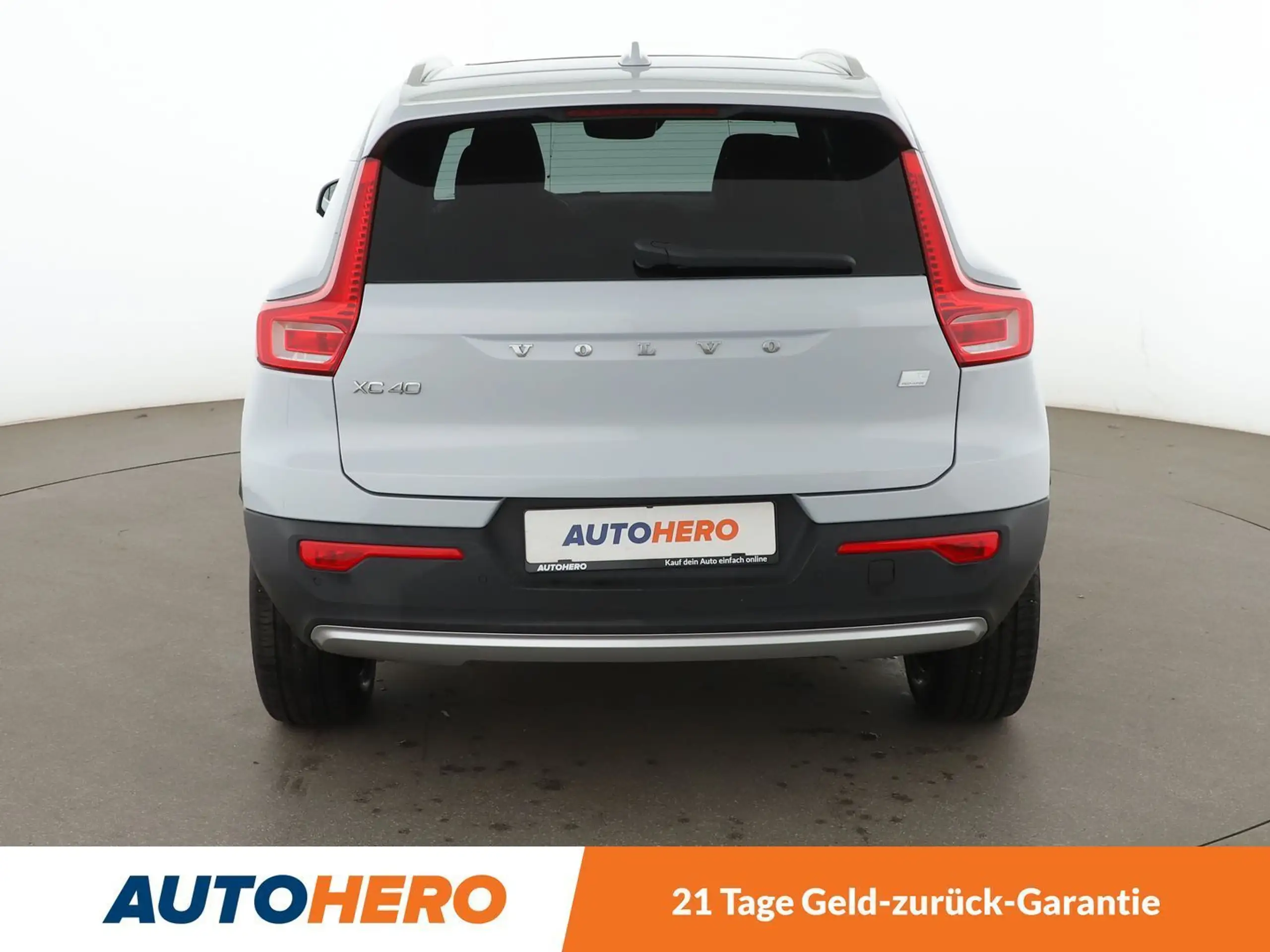 Volvo - XC40