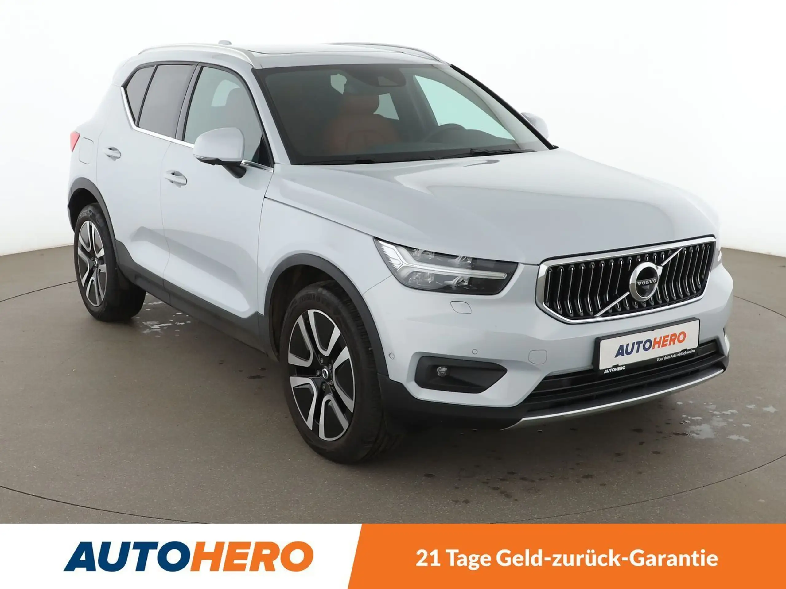 Volvo - XC40