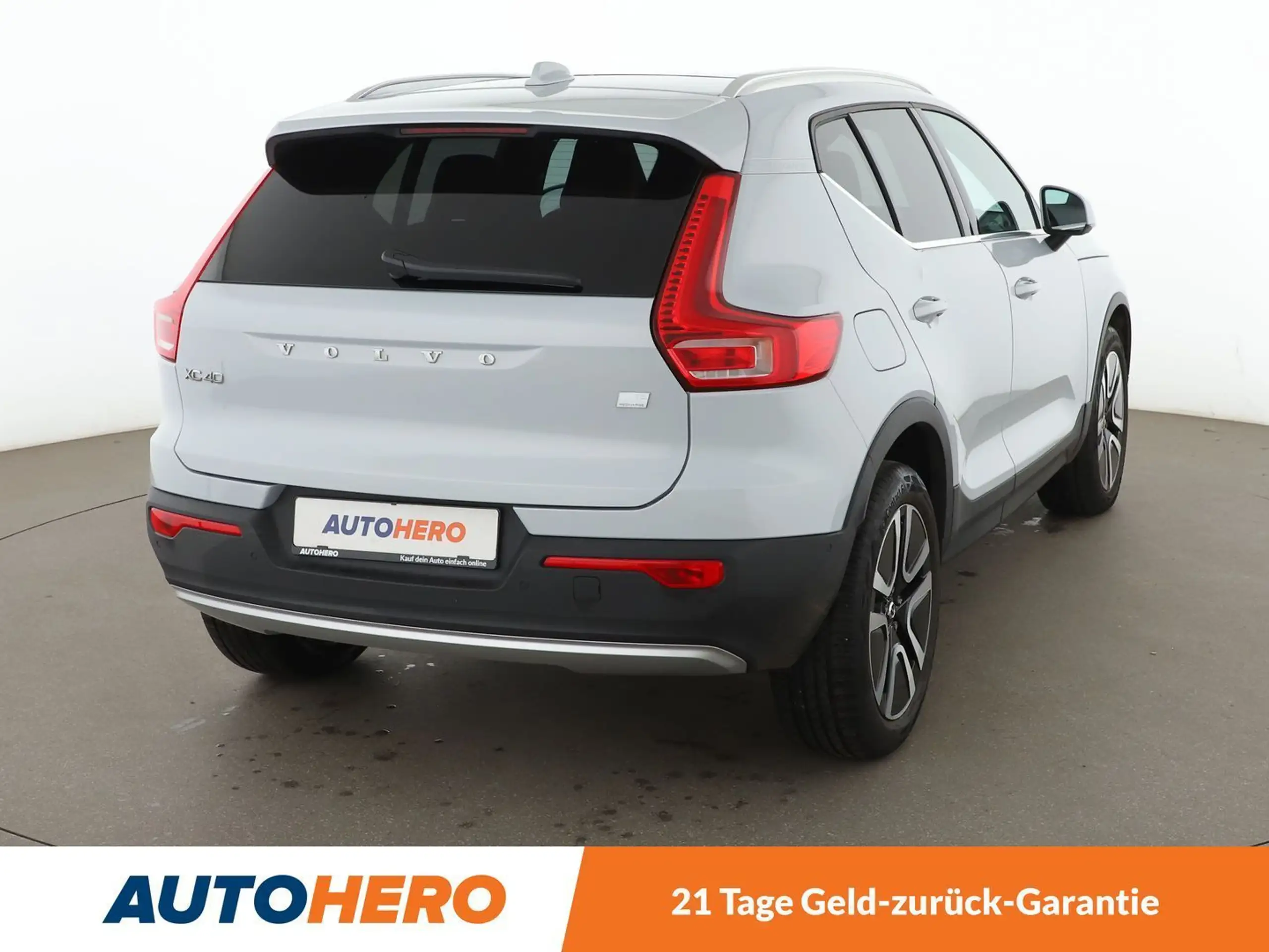 Volvo - XC40