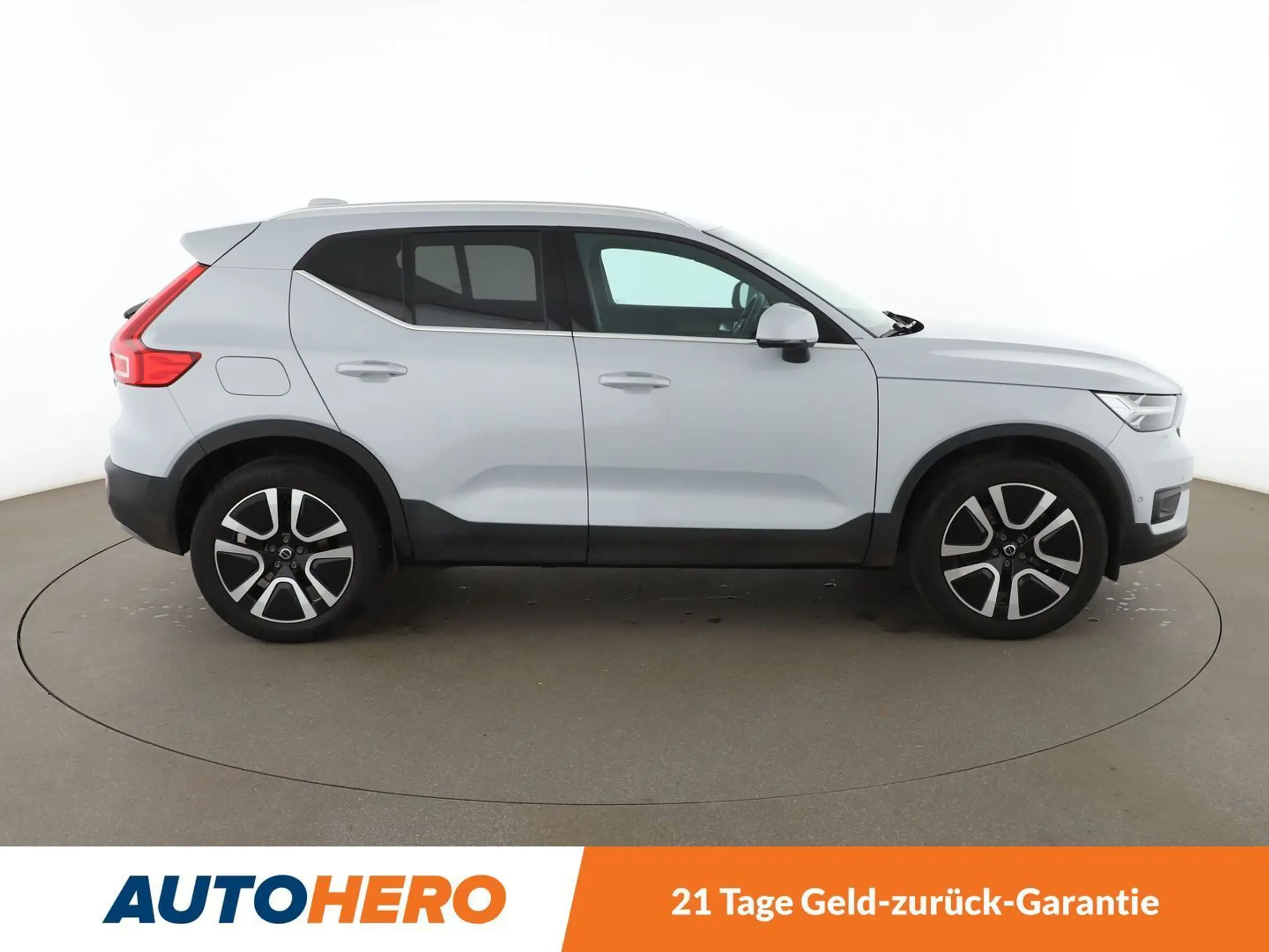 Volvo - XC40