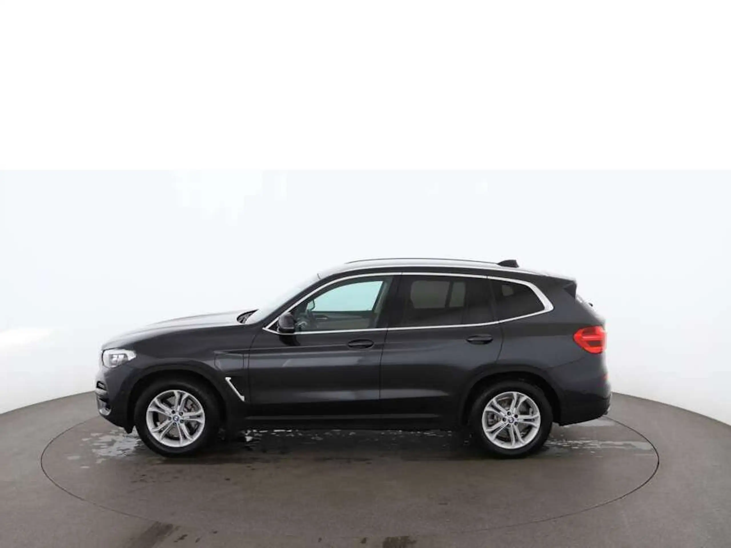 BMW - X3