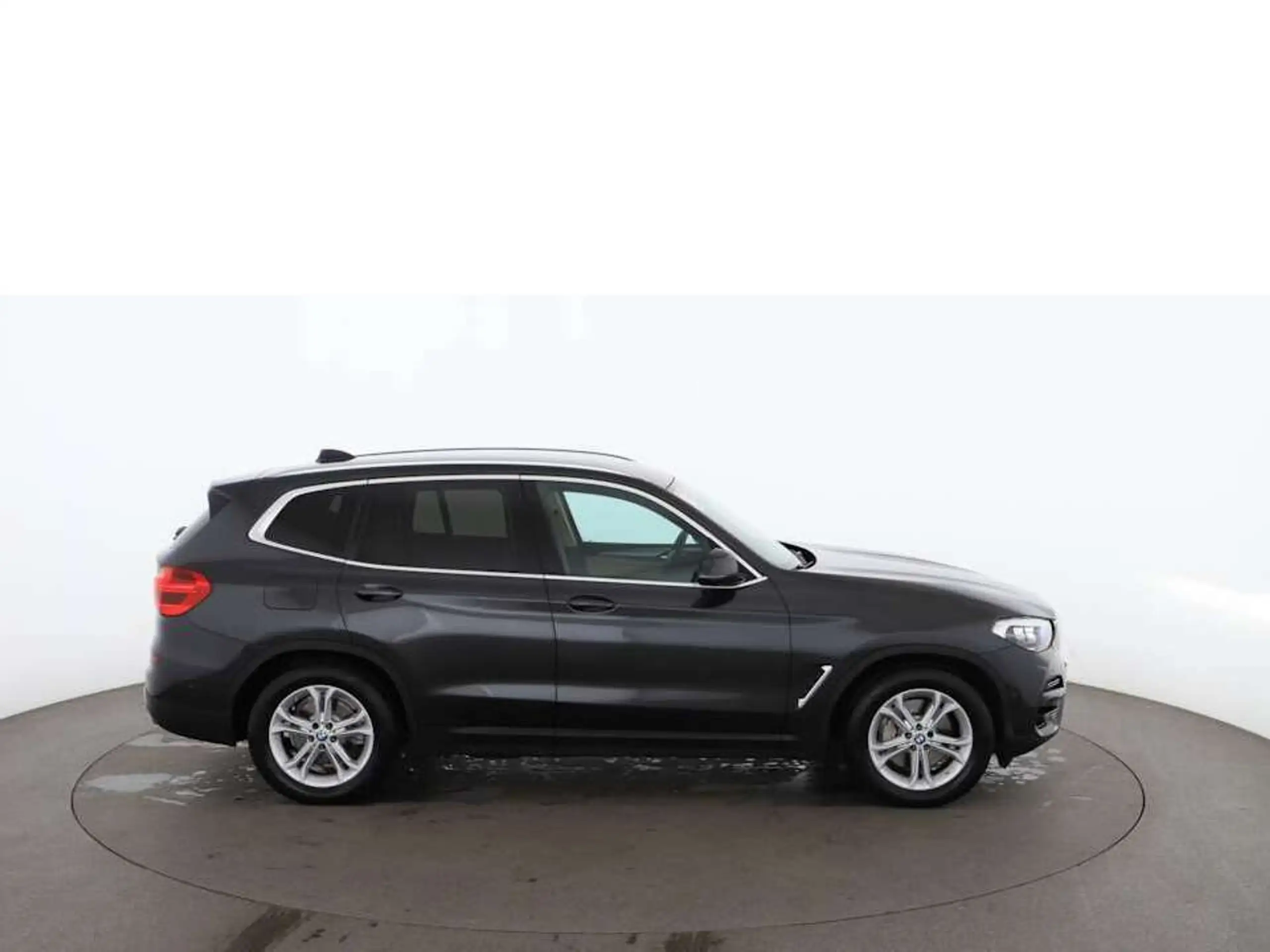 BMW - X3