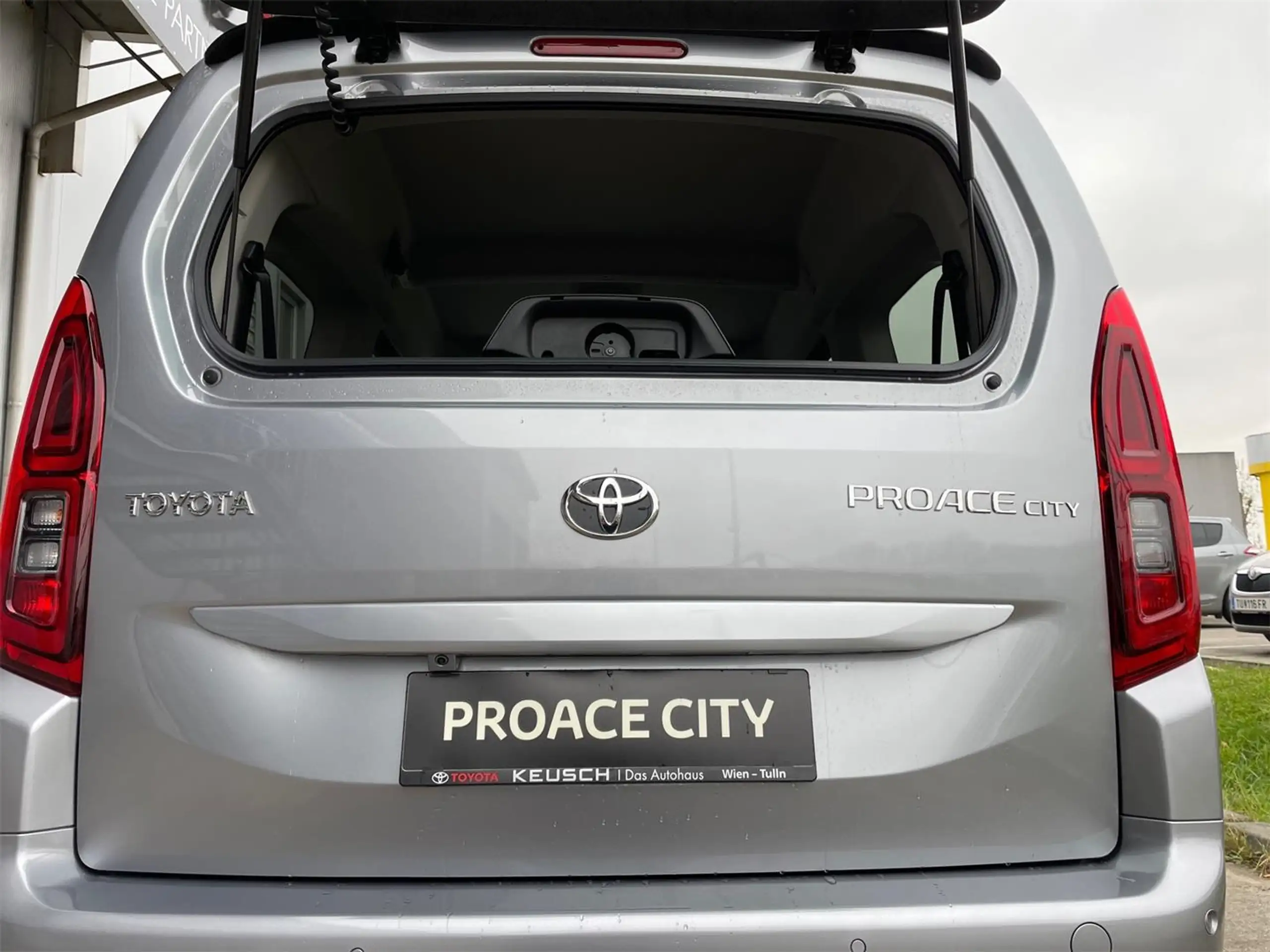 Toyota - Proace