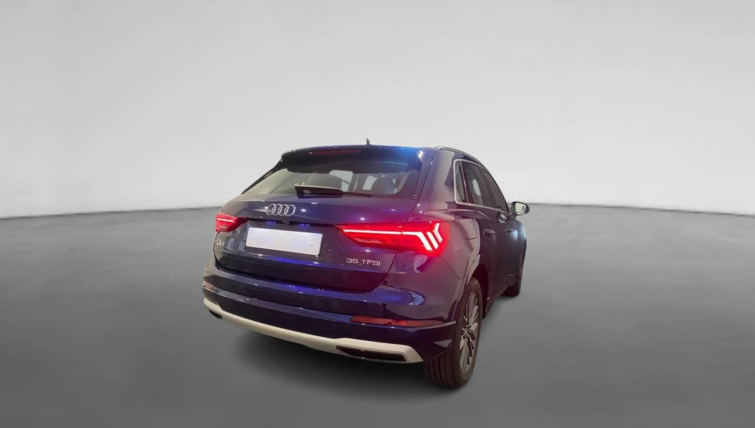 Audi - Q3