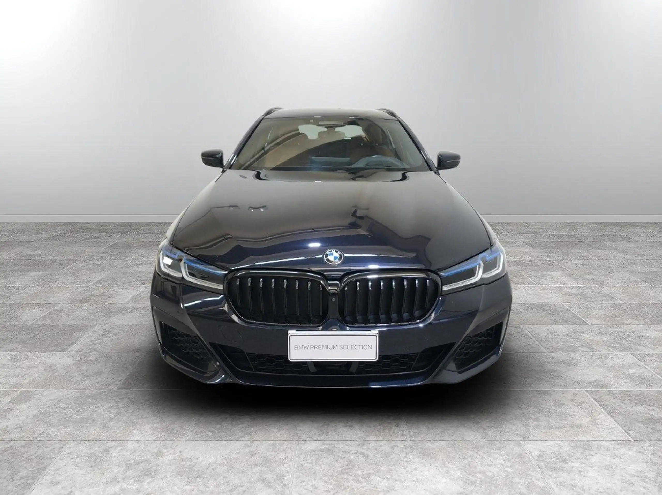 BMW - 520