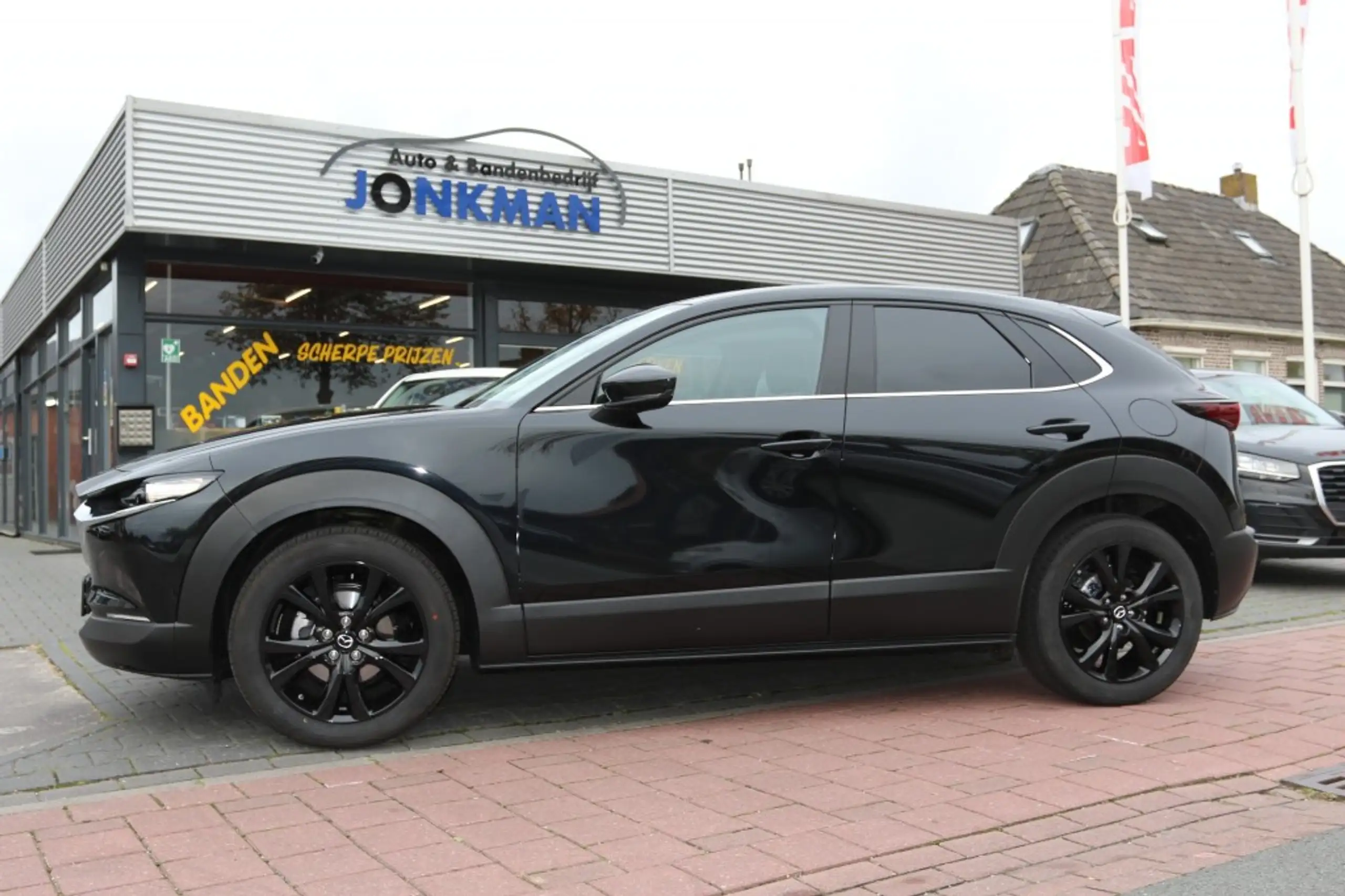 Mazda - CX-30