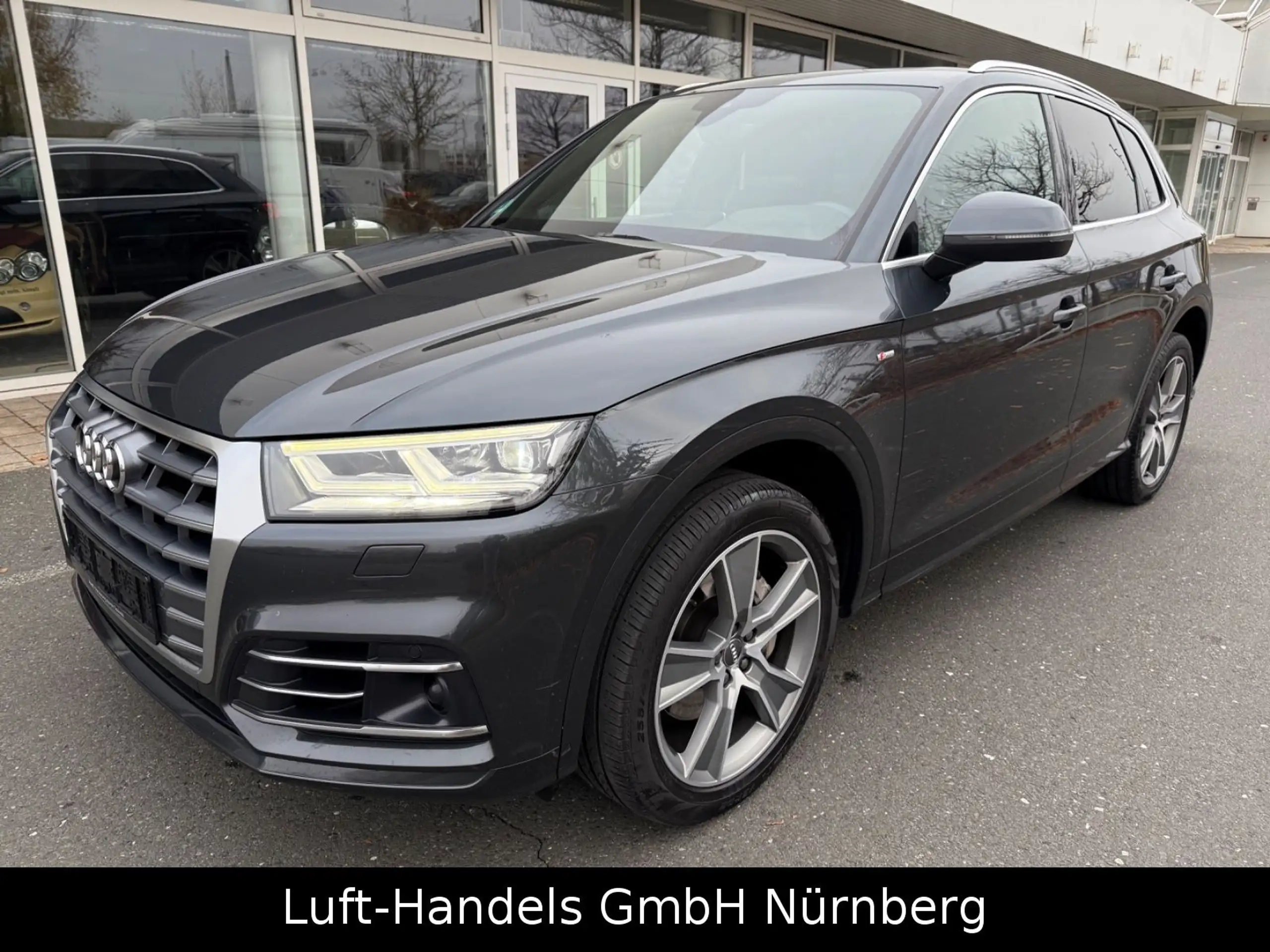 Audi - Q5